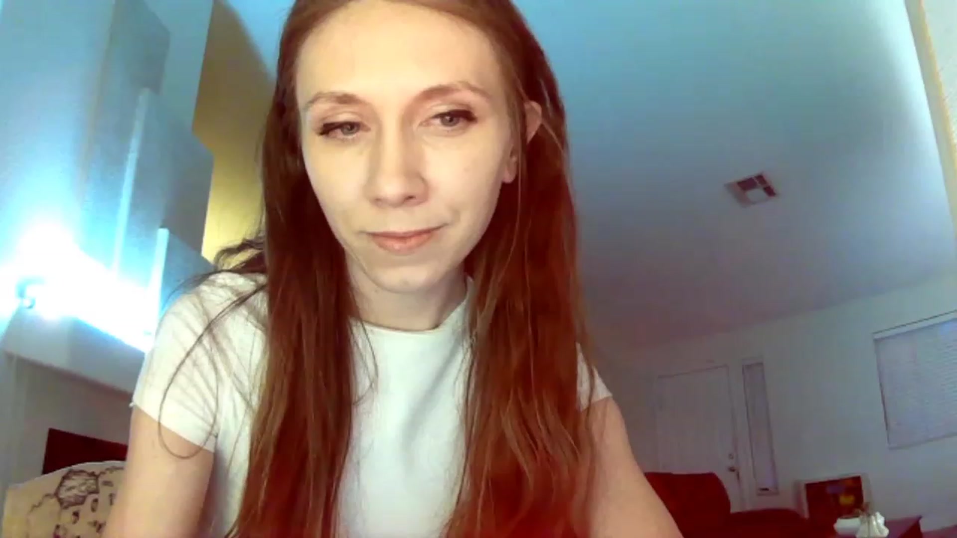 Gallery image thumbnail from HoneysRoom's myfreecams stream on, 12/19/2023, 04:26 image 13 of 20