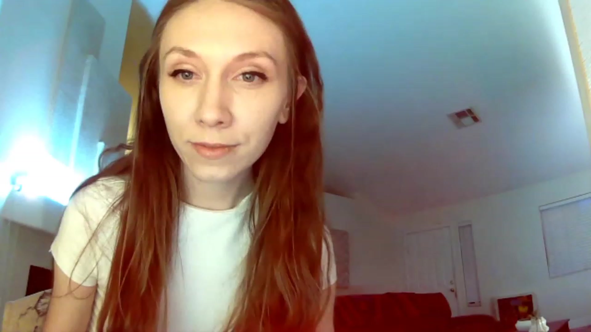 Gallery image thumbnail from HoneysRoom's myfreecams stream on, 12/19/2023, 04:26 image 14 of 20