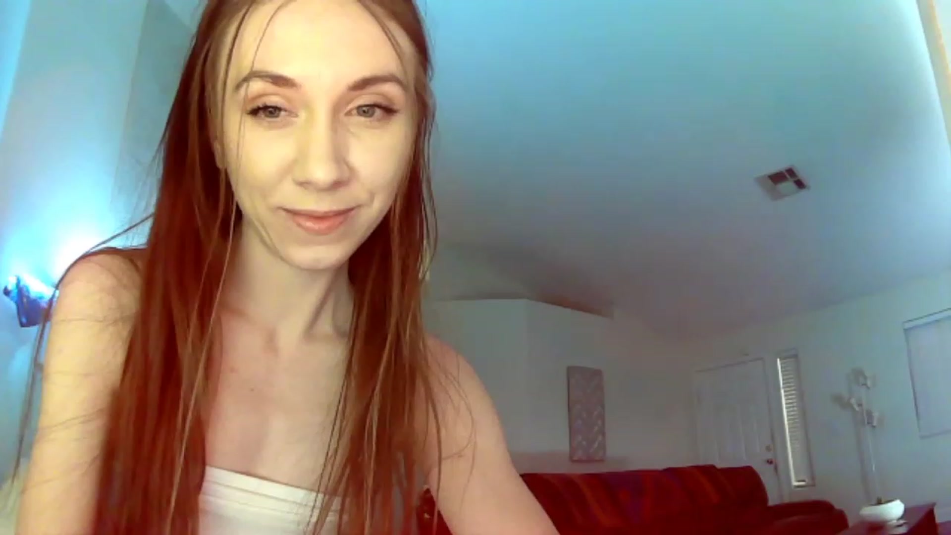 Gallery image thumbnail from HoneysRoom's myfreecams stream on, 12/21/2023, 04:45 image 3 of 20