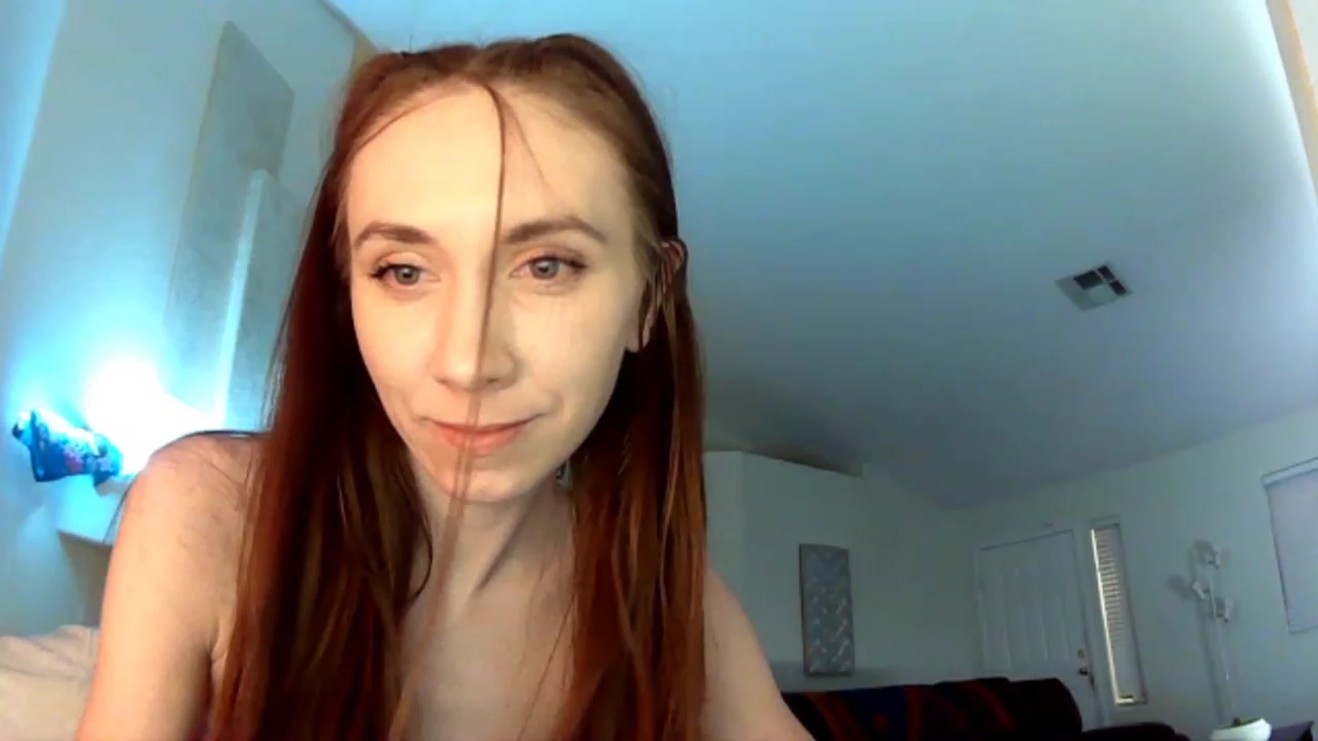Gallery image thumbnail from HoneysRoom's myfreecams stream on, 12/21/2023, 04:45 image 20 of 20
