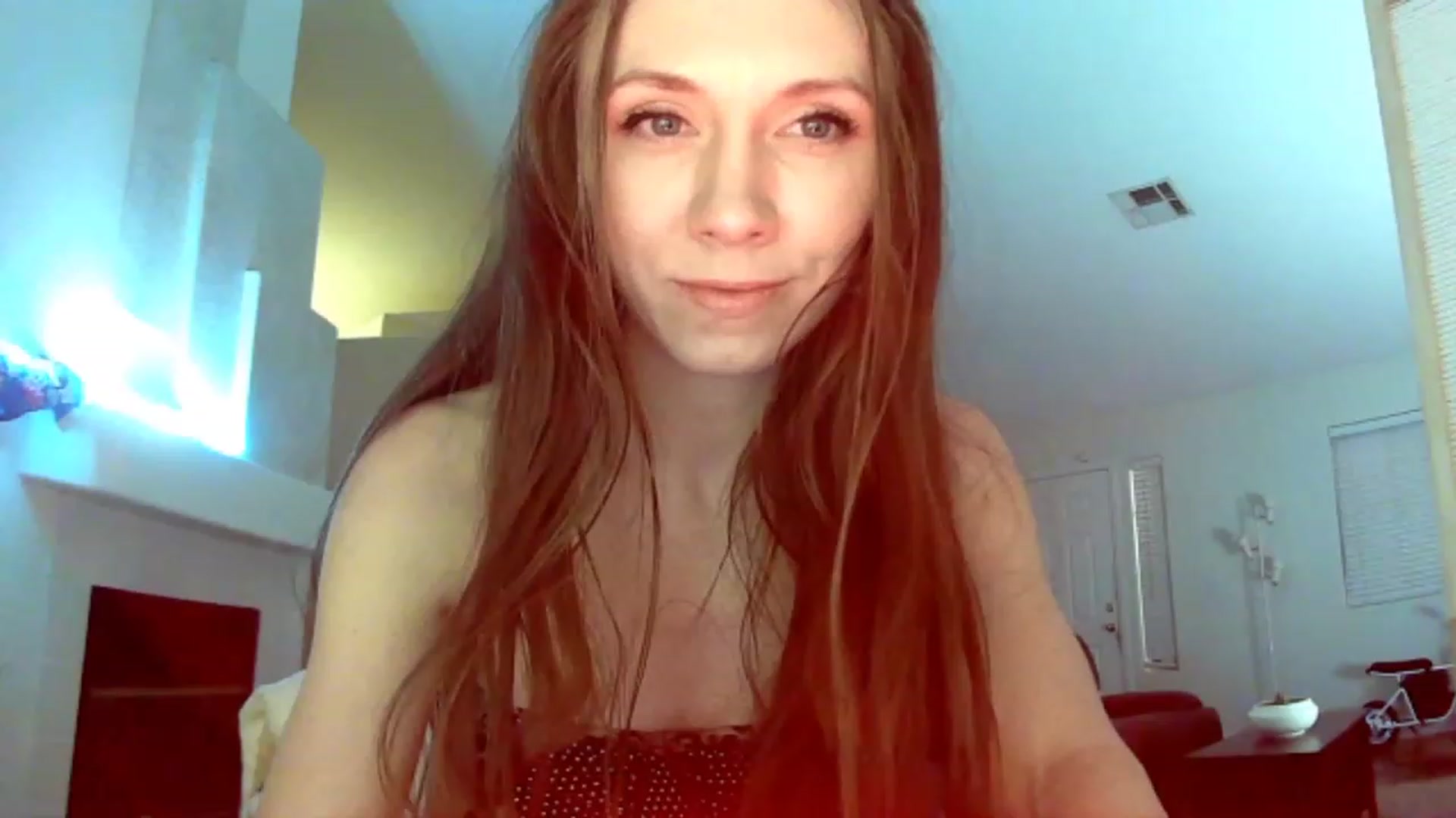Gallery image thumbnail from HoneysRoom's myfreecams stream on, 12/22/2023, 04:10 image 17 of 20