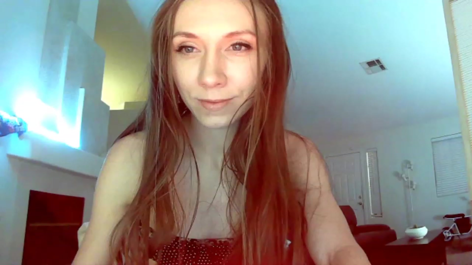 Gallery image thumbnail from HoneysRoom's myfreecams stream on, 12/22/2023, 04:10 image 16 of 20
