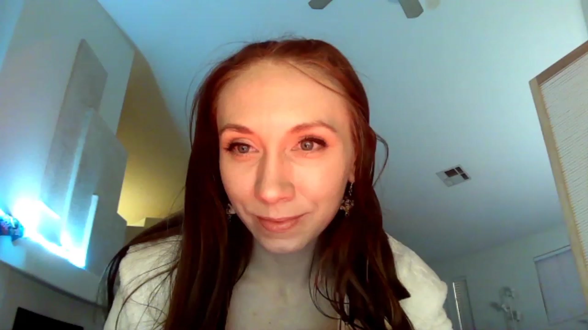 Gallery image thumbnail from HoneysRoom's myfreecams stream on, 12/22/2023, 04:59 image 20 of 20