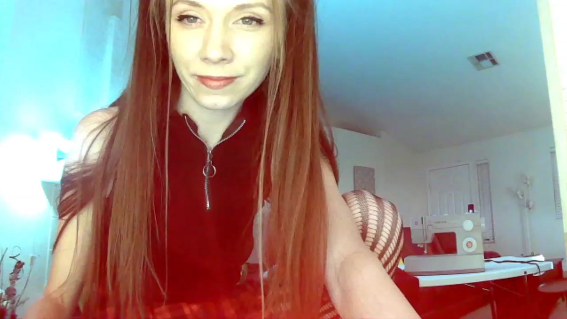 Gallery image thumbnail from HoneysRoom's myfreecams stream on, 12/28/2023, 05:19 image 6 of 20