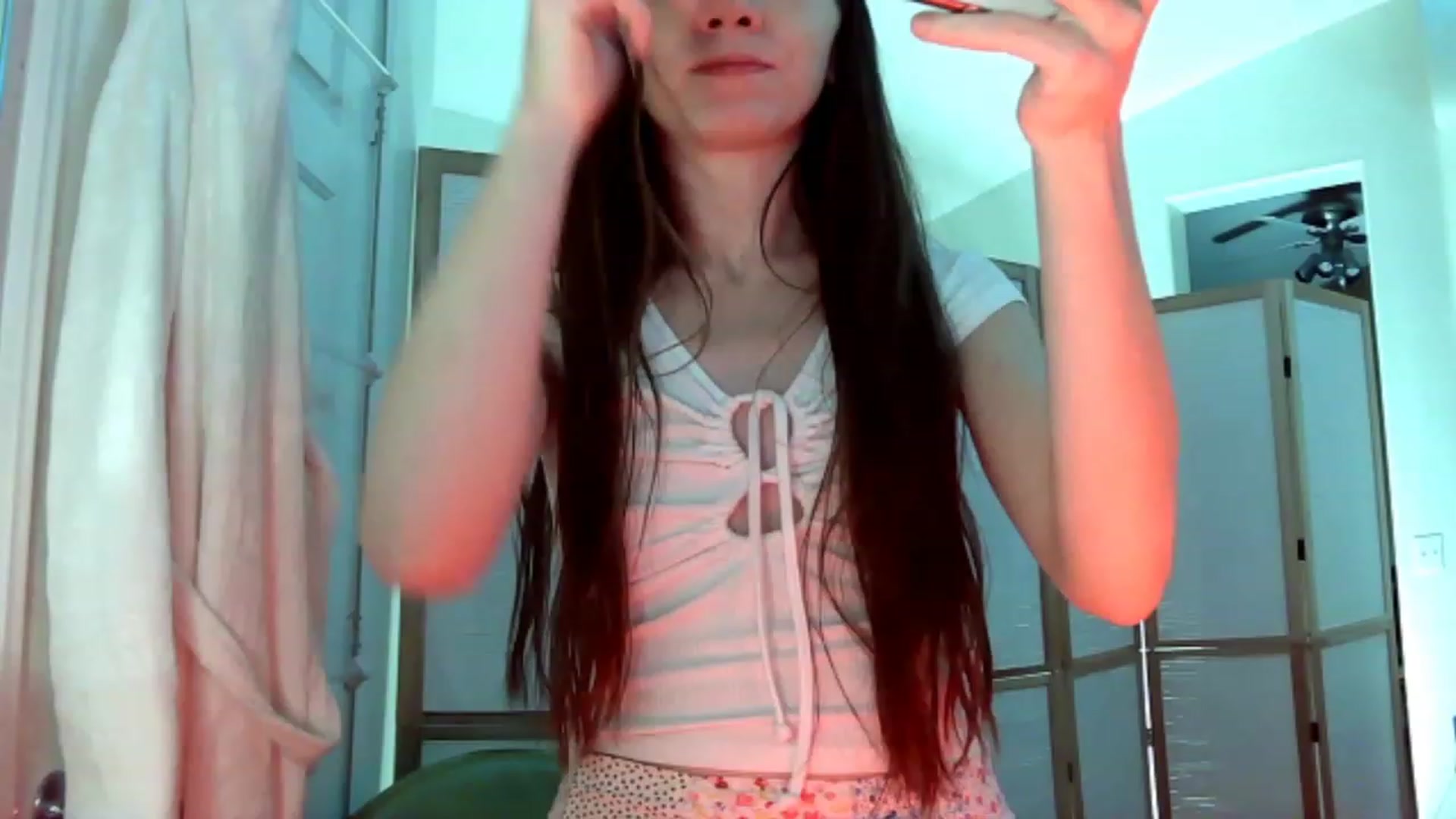 Gallery image thumbnail from HoneysRoom's myfreecams stream on, 12/31/2023, 05:40 image 18 of 20