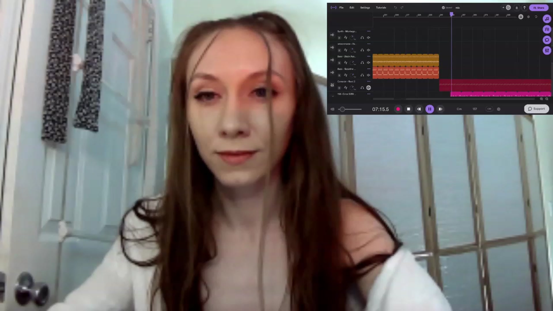 Gallery image thumbnail from HoneysRoom's myfreecams stream on, 01/04/2024, 21:23 image 19 of 20