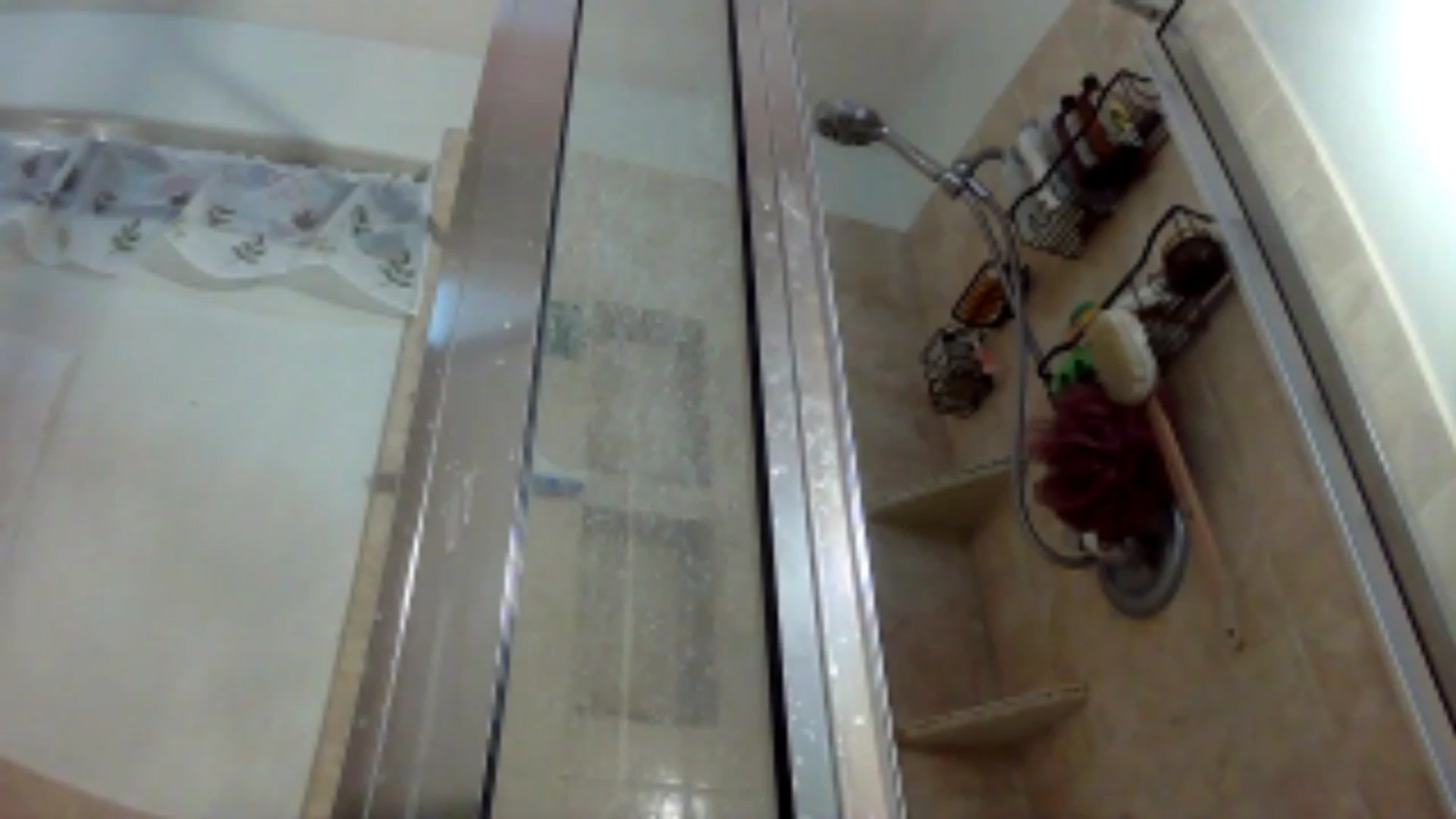 Gallery image thumbnail from HoneysRoom's myfreecams stream on, 01/04/2024, 21:23 image 6 of 20
