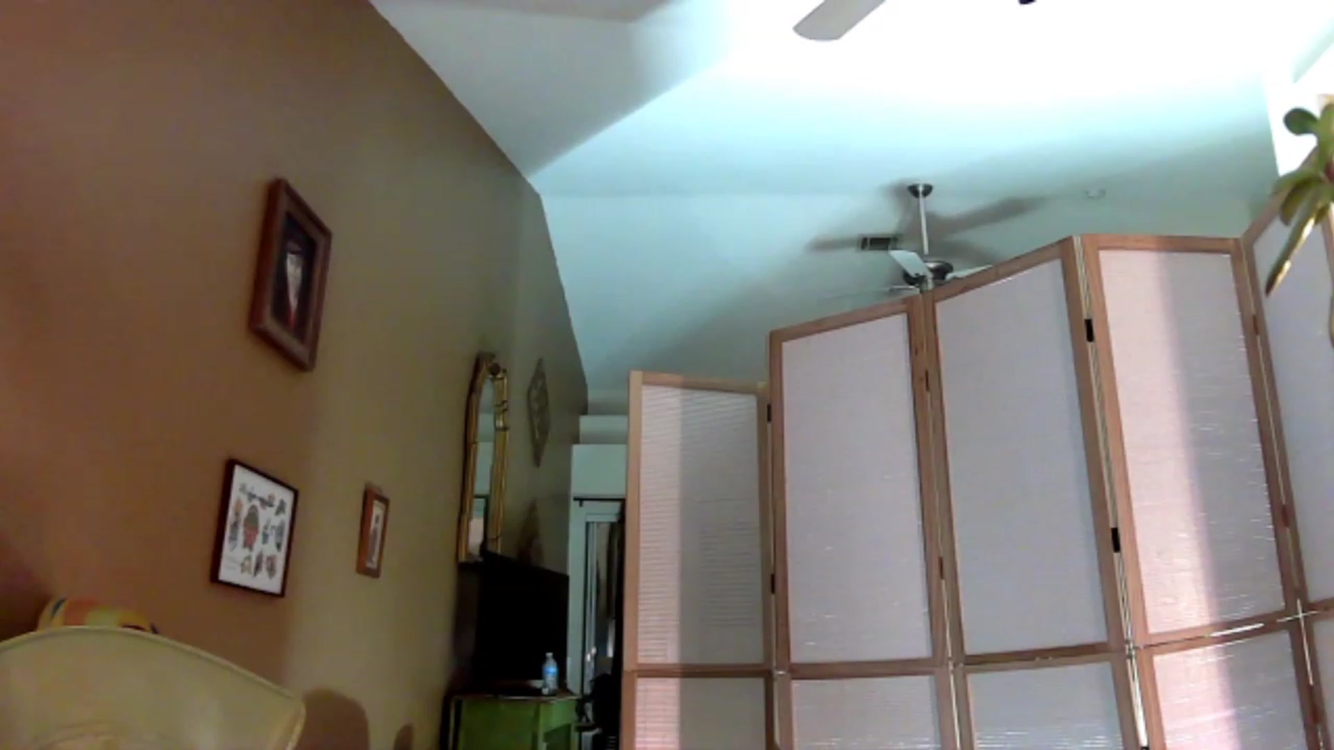 Gallery image thumbnail from HoneysRoom's myfreecams stream on, 01/07/2024, 05:00 image 6 of 20
