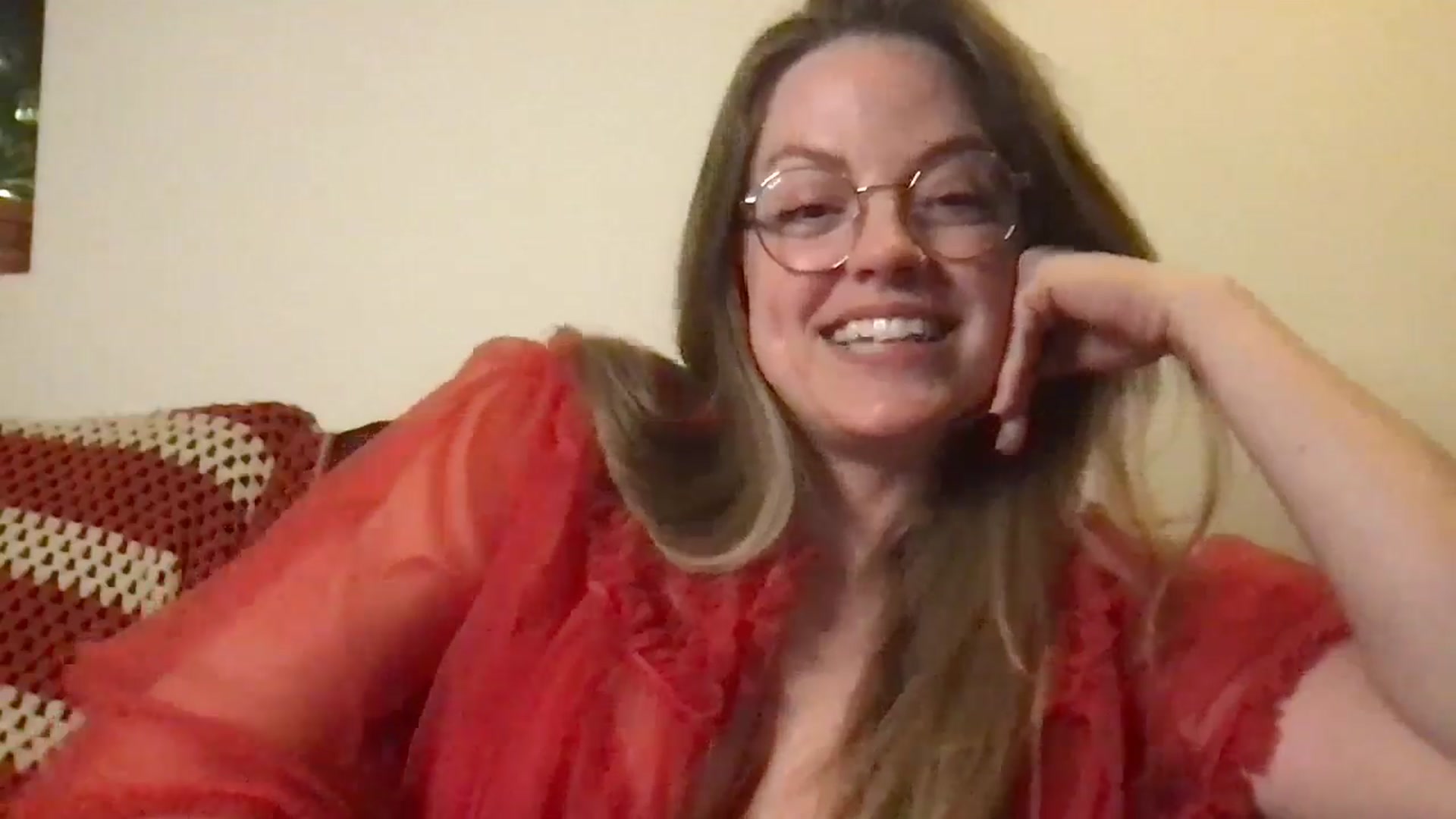 Gallery image thumbnail from Honeyshaker's myfreecams stream on, 03/09/2025, 02:08 image 14 of 20