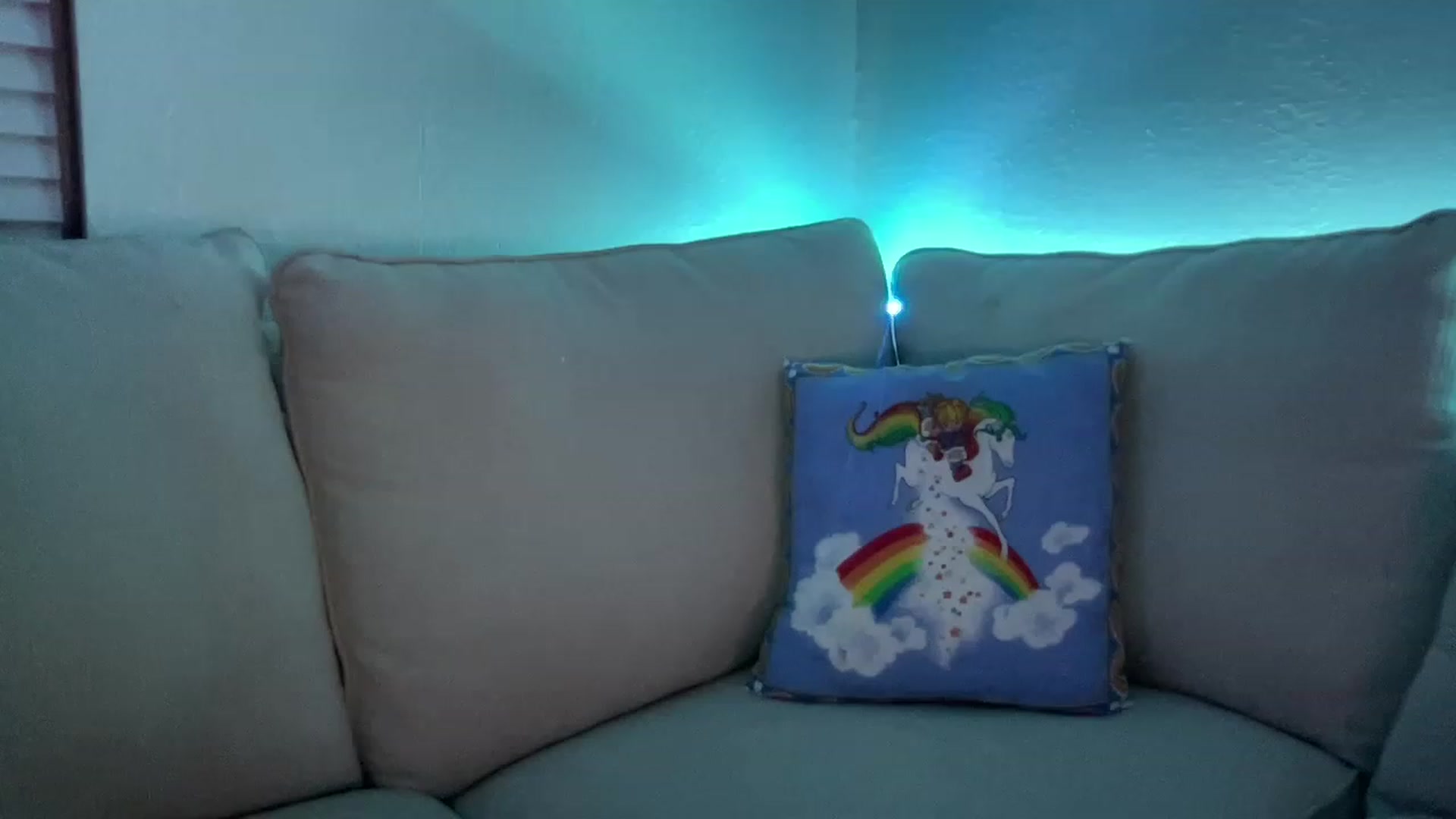 Gallery image thumbnail from Honeysweet115's myfreecams stream on, 12/31/2022, 09:26 image 15 of 20