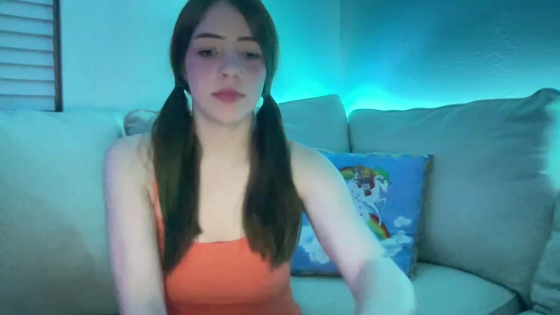 Gallery image thumbnail from Honeysweet115's myfreecams stream on, 01/02/2023, 11:19 image 1 of 20