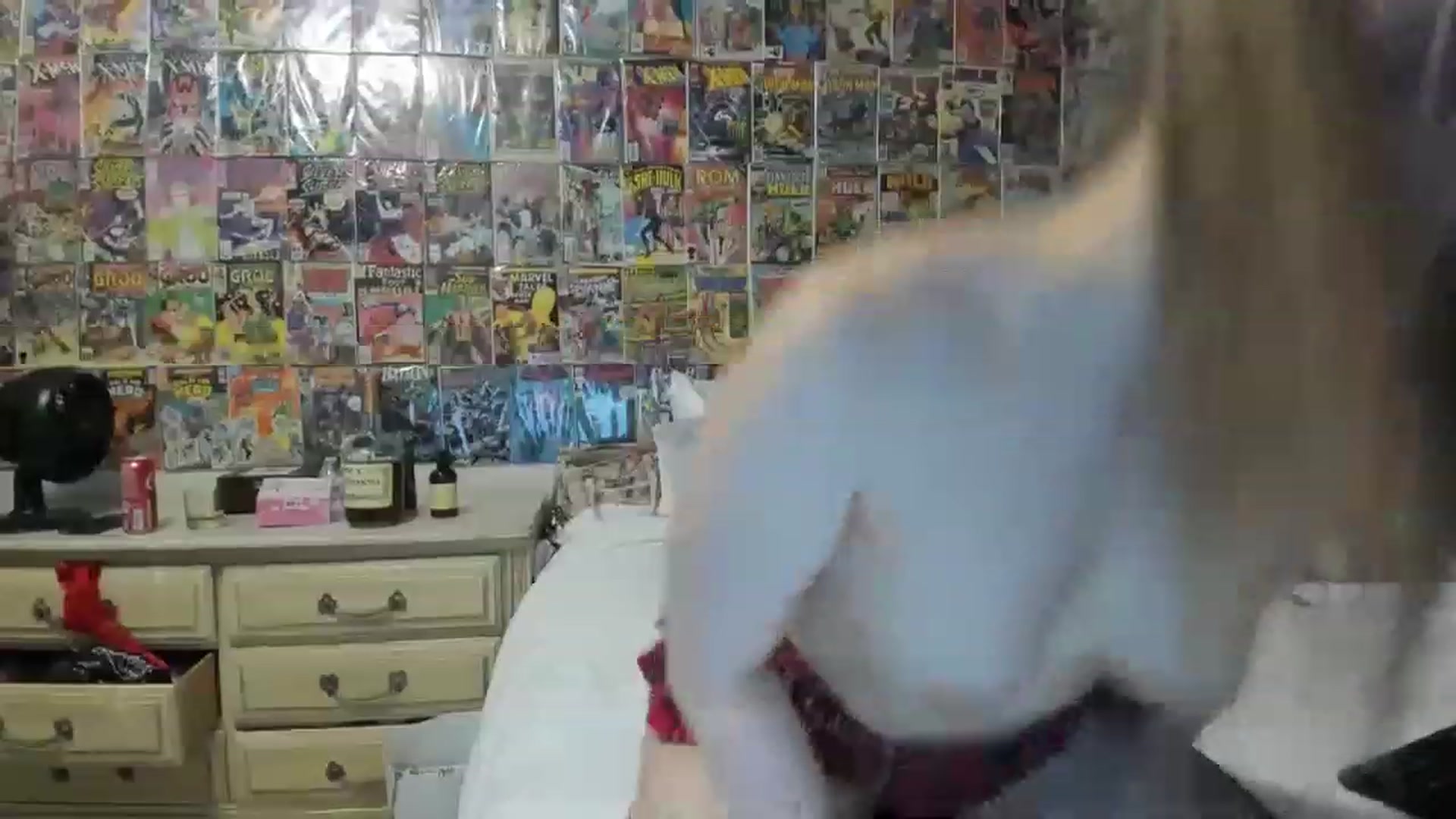Gallery image thumbnail from Horizon_Blue's myfreecams stream on, 04/26/2023, 04:24 image 18 of 20