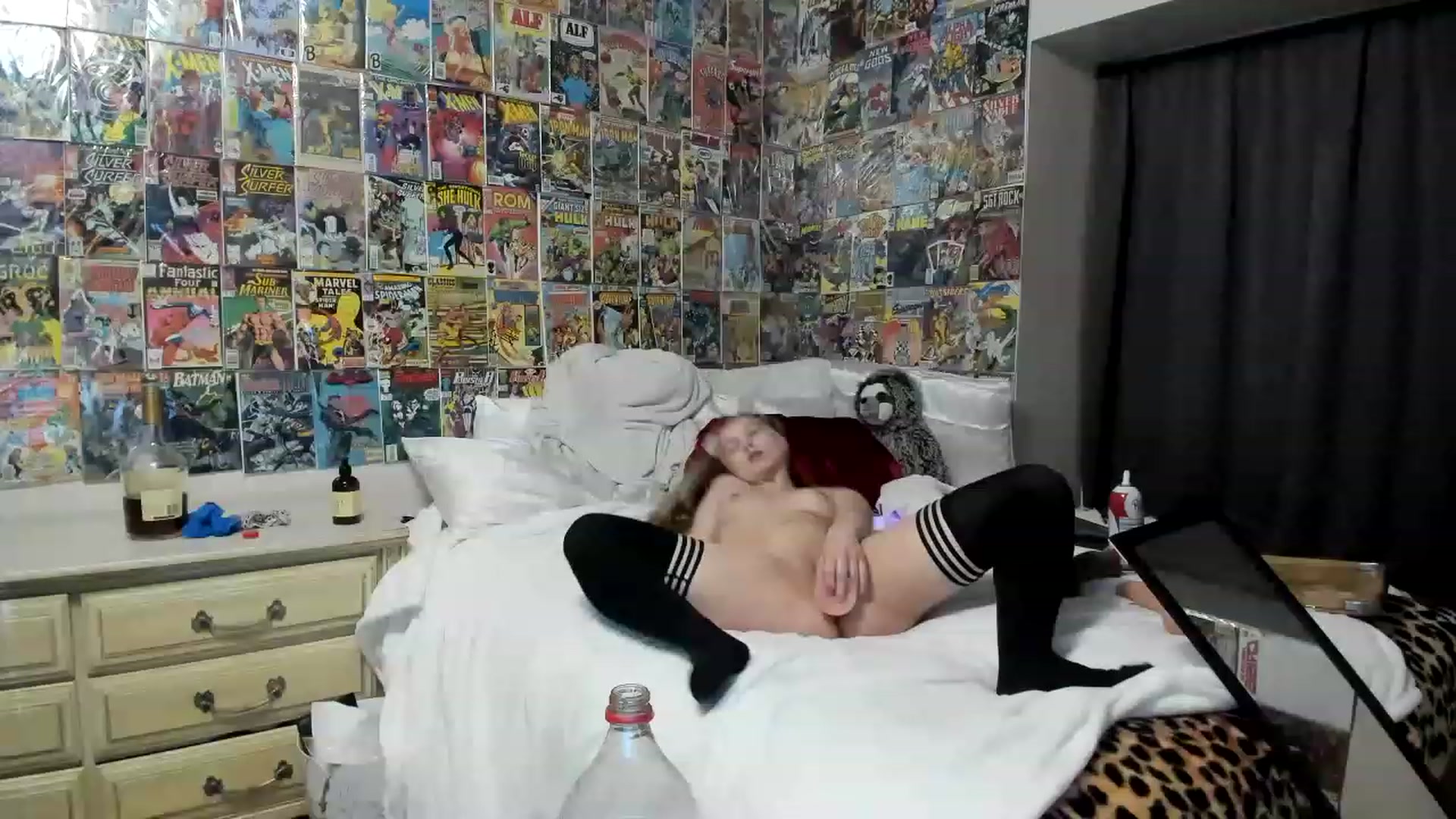 Gallery image thumbnail from Horizon_Blue's myfreecams stream on, 04/28/2023, 07:42 image 4 of 20