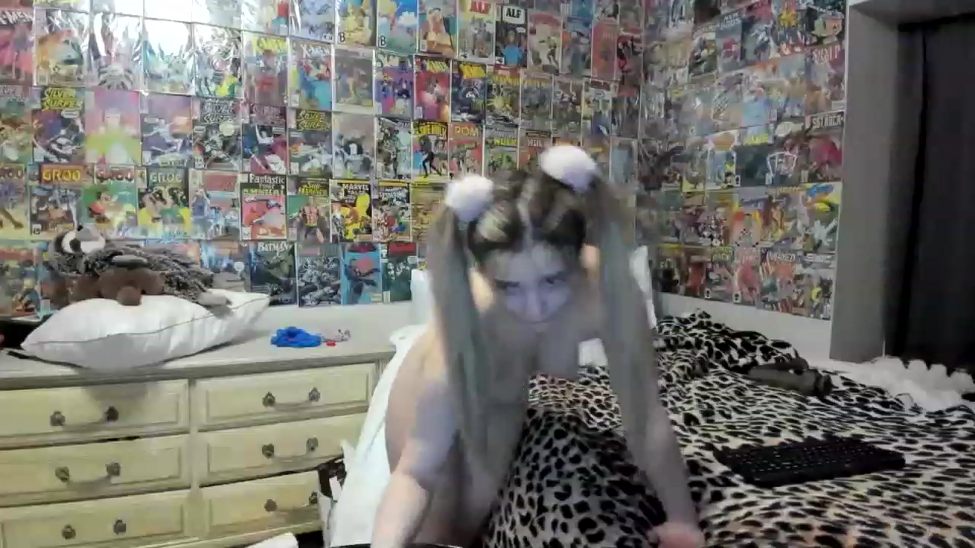 Gallery image thumbnail from Horizon_Blue's myfreecams stream on, 04/28/2023, 12:22 image 3 of 20