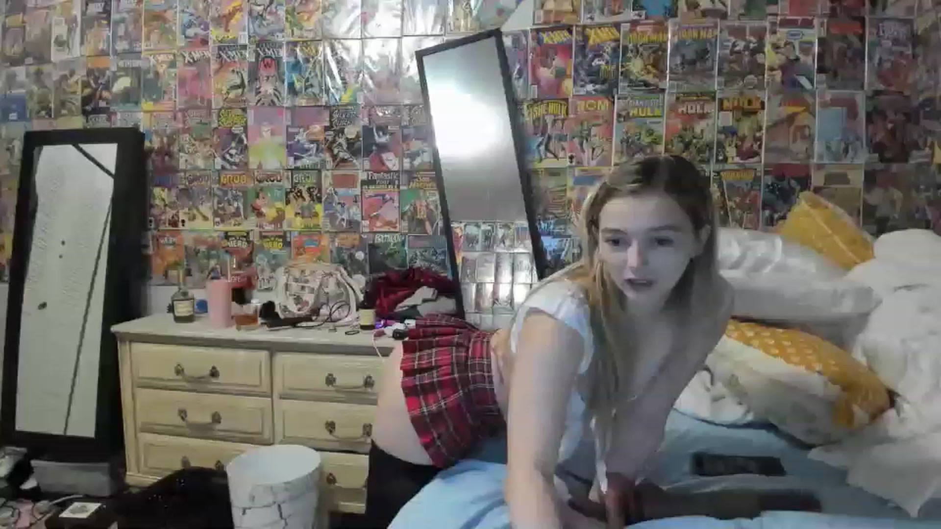 Gallery image thumbnail from Horizon_Blue's myfreecams stream on, 05/01/2023, 04:56 image 7 of 20