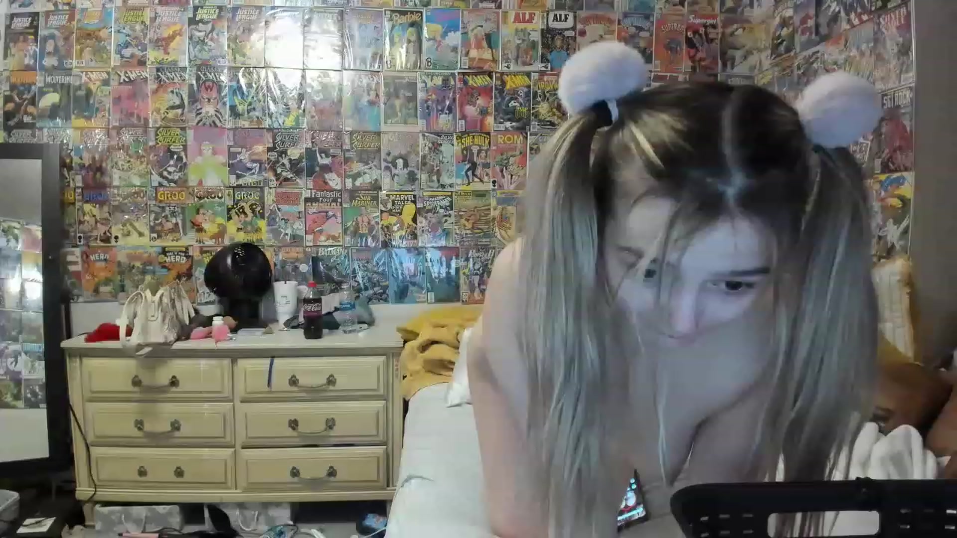 Gallery image thumbnail from Horizon_Blue's myfreecams stream on, 05/06/2023, 09:40 image 8 of 20