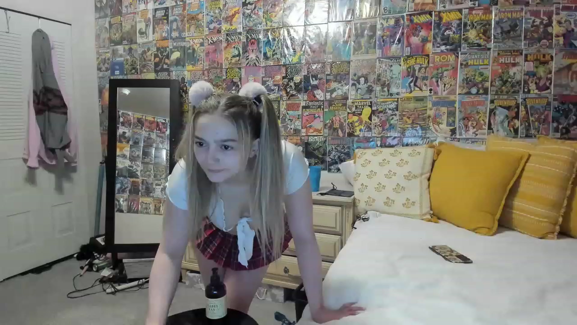 Gallery image thumbnail from Horizon_Blue's myfreecams stream on, 05/07/2023, 12:55 image 1 of 20