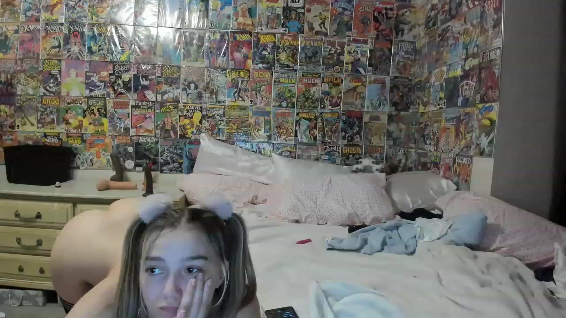 Gallery image thumbnail from Horizon_Blue's myfreecams stream on, 05/14/2023, 06:58 image 10 of 20