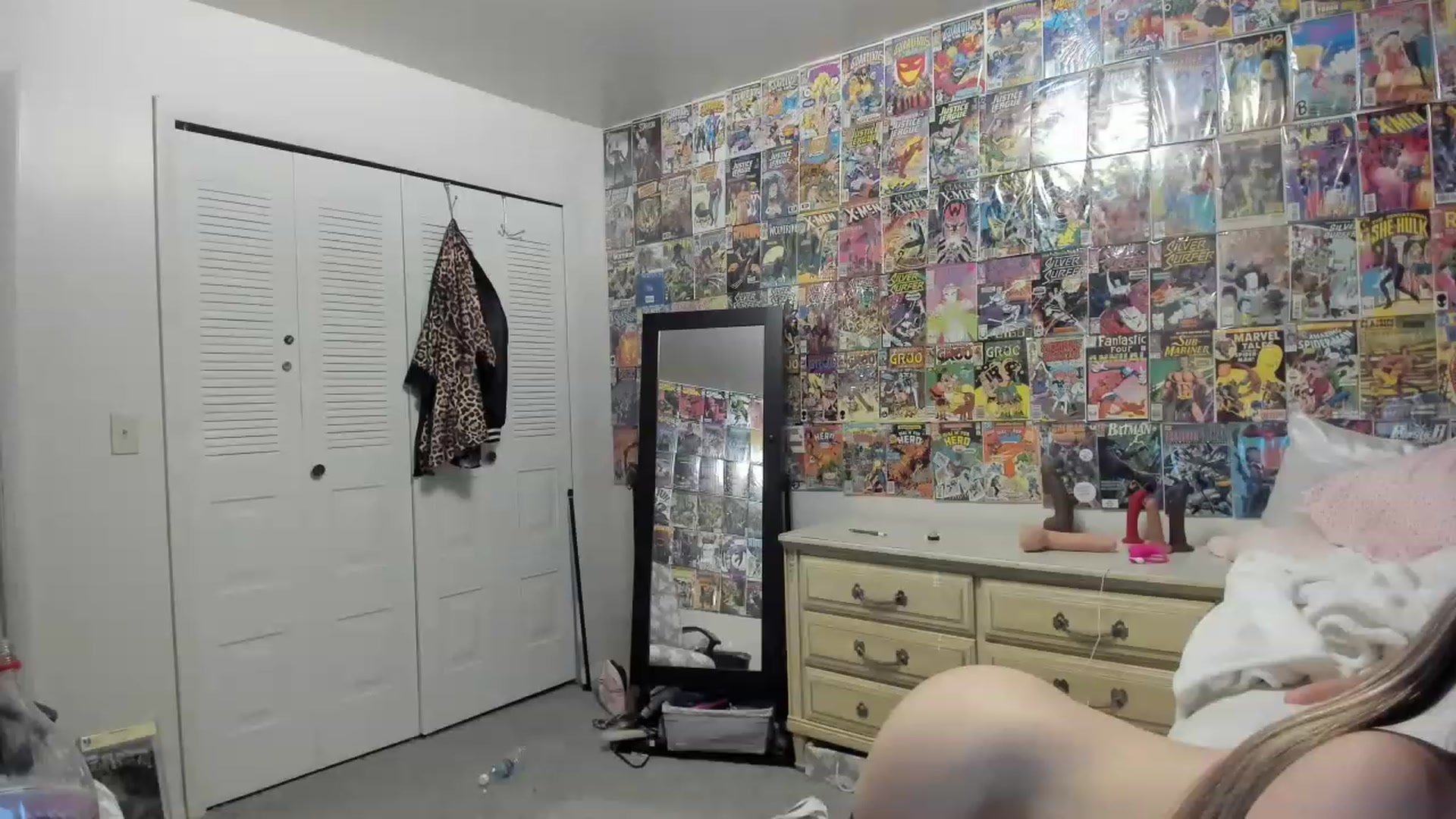 Gallery image thumbnail from Horizon_Blue's myfreecams stream on, 05/14/2023, 10:08 image 12 of 20