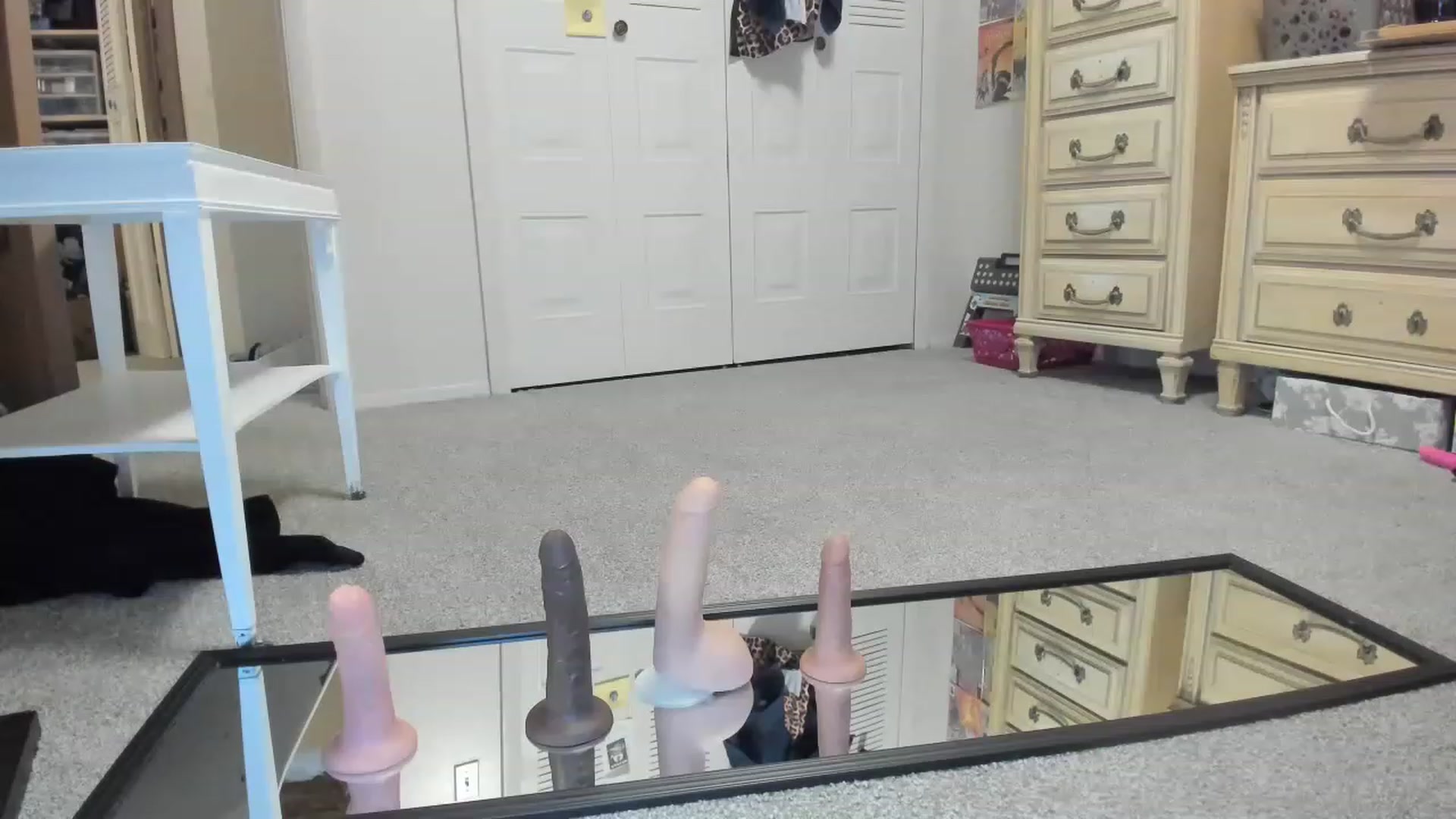 Gallery image thumbnail from Horizon_Blue's myfreecams stream on, 05/16/2023, 16:53 image 6 of 20