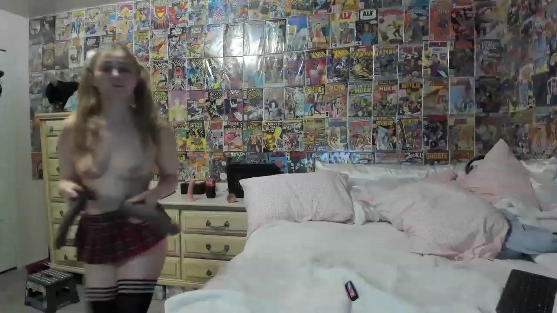 Gallery image thumbnail from Horizon_Blue's myfreecams stream on, 05/18/2023, 09:21 image 18 of 20