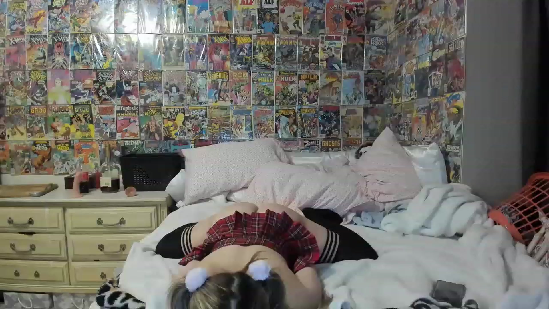 Gallery image thumbnail from Horizon_Blue's myfreecams stream on, 05/18/2023, 10:57 image 16 of 20