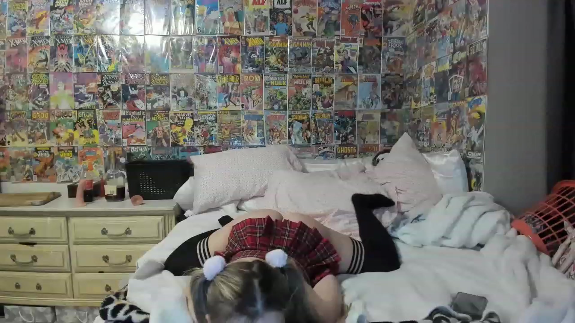 Gallery image thumbnail from Horizon_Blue's myfreecams stream on, 05/18/2023, 10:57 image 15 of 20