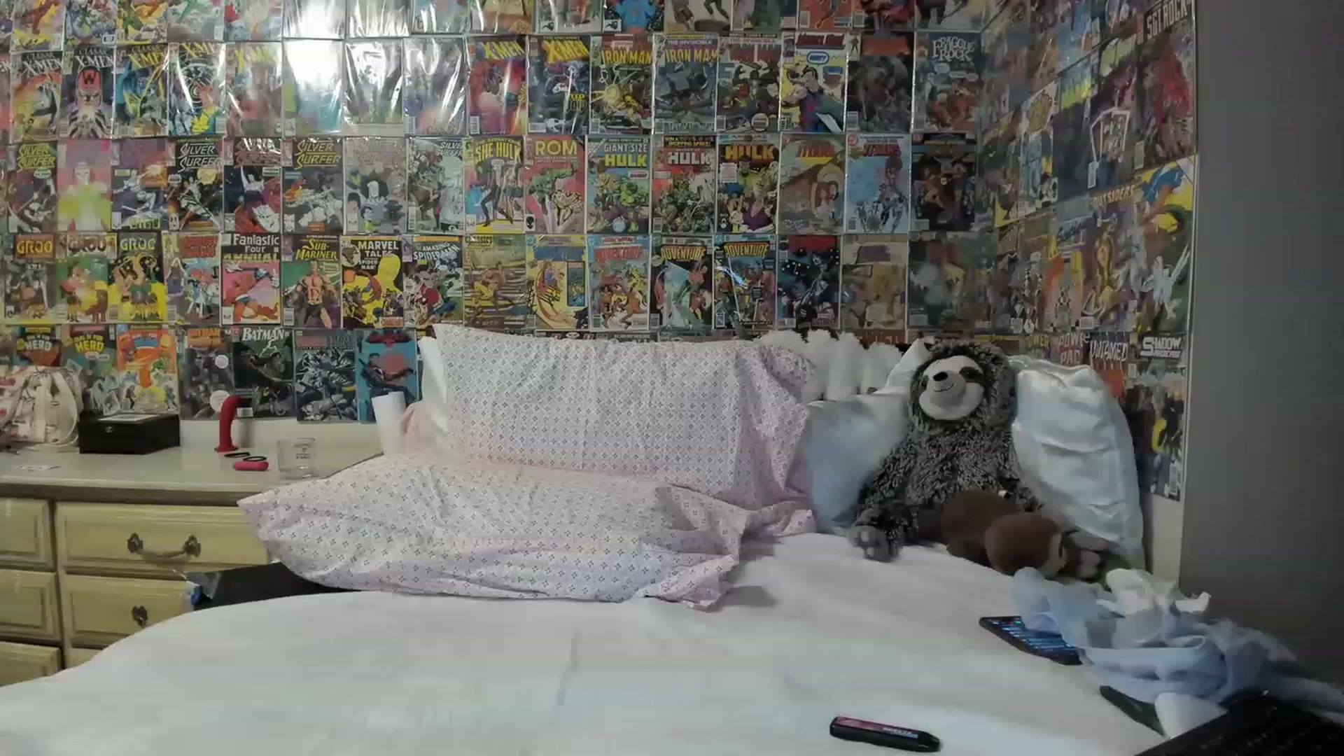 Gallery image thumbnail from Horizon_Blue's myfreecams stream on, 05/19/2023, 10:58 image 7 of 20