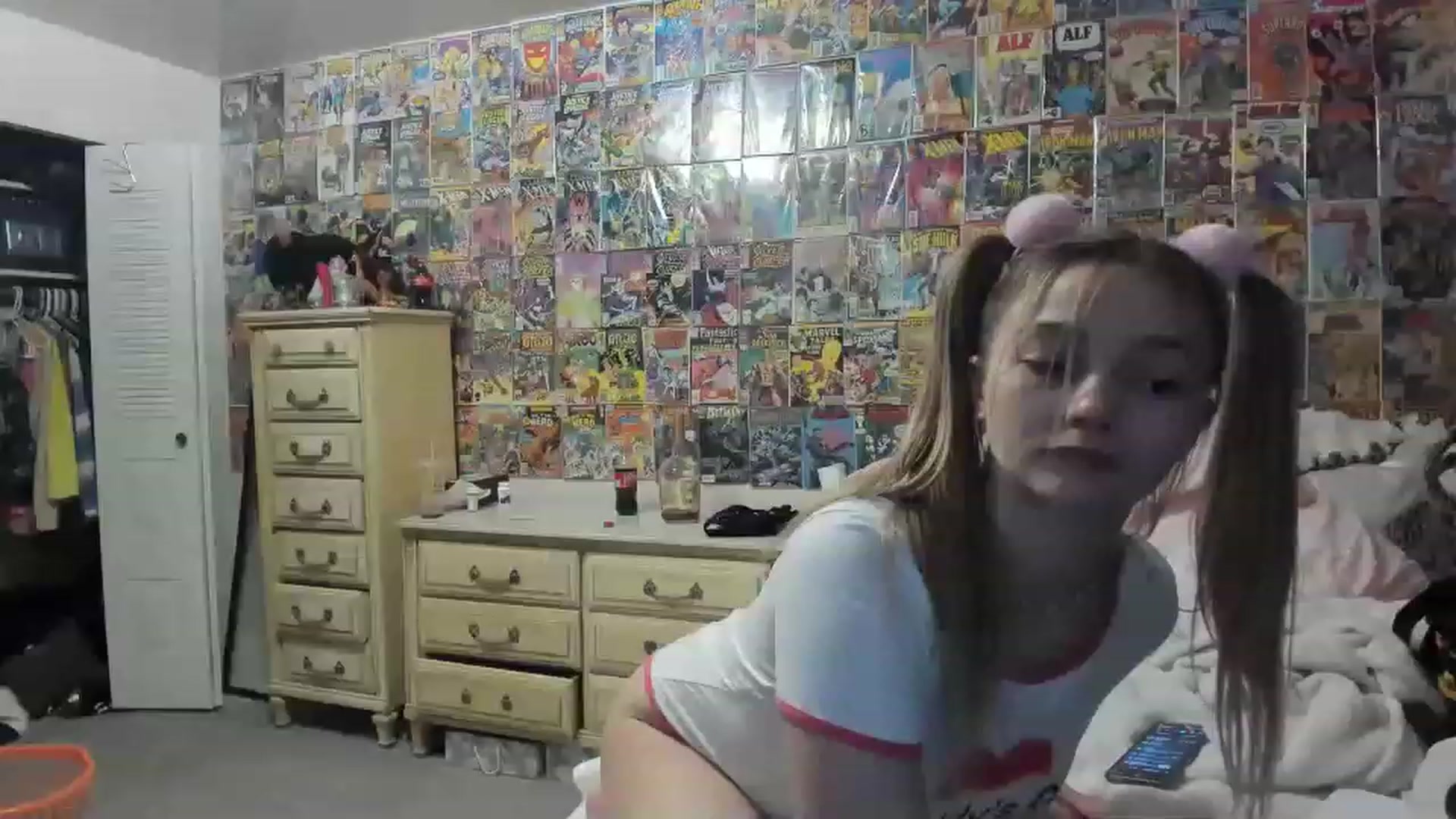 Gallery image thumbnail from Horizon_Blue's myfreecams stream on, 05/20/2023, 08:23 image 20 of 20