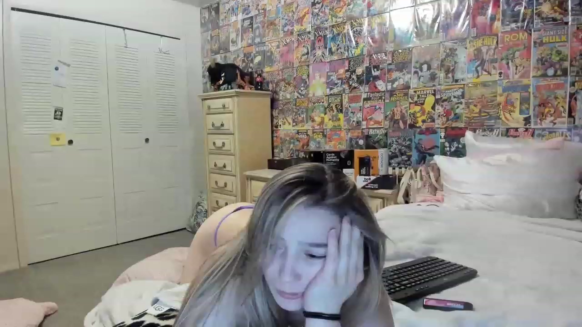 Gallery image thumbnail from Horizon_Blue's myfreecams stream on, 05/22/2023, 14:57 image 8 of 20