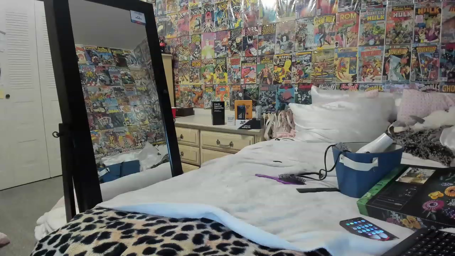 Gallery image thumbnail from Horizon_Blue's myfreecams stream on, 05/22/2023, 14:57 image 16 of 20