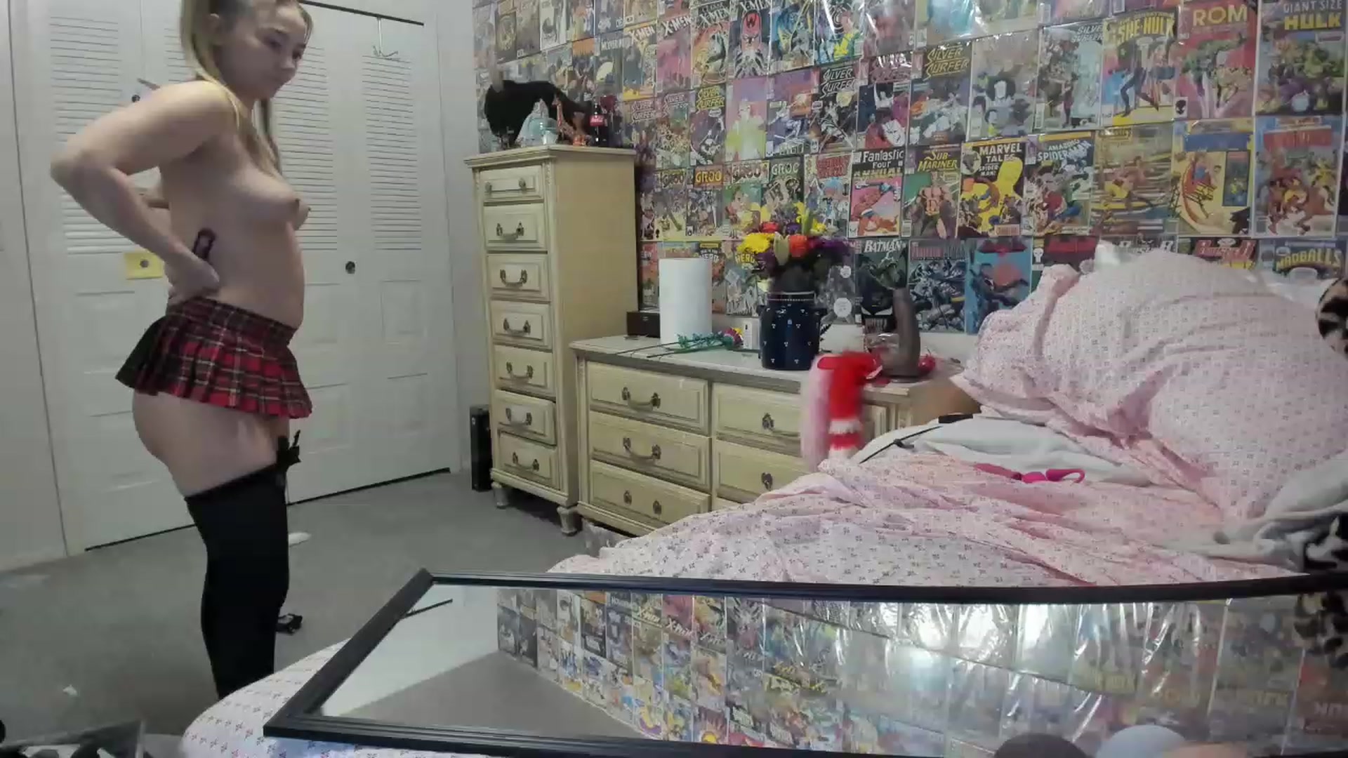 Gallery image thumbnail from Horizon_Blue's myfreecams stream on, 05/25/2023, 18:55 image 16 of 20