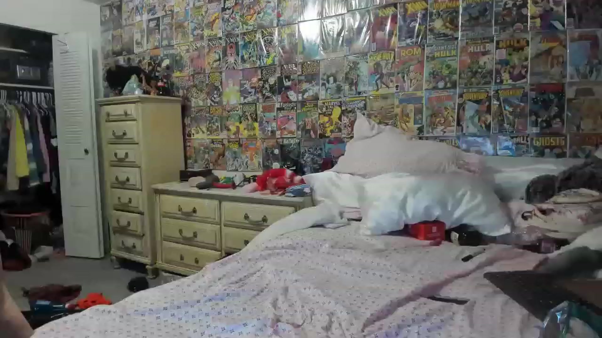 Gallery image thumbnail from Horizon_Blue's myfreecams stream on, 05/28/2023, 10:30 image 9 of 20
