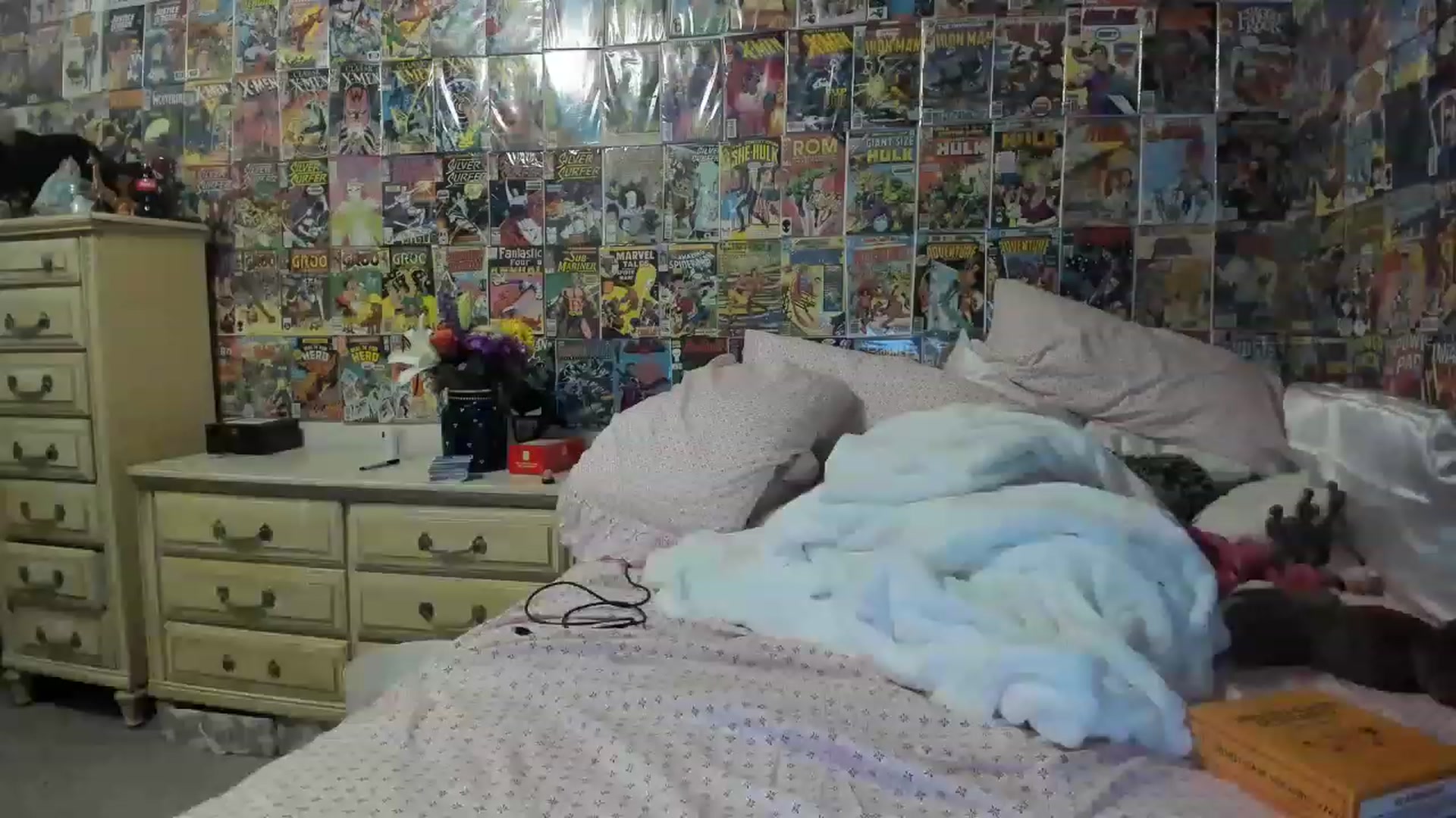Gallery image thumbnail from Horizon_Blue's myfreecams stream on, 05/31/2023, 07:52 image 1 of 20