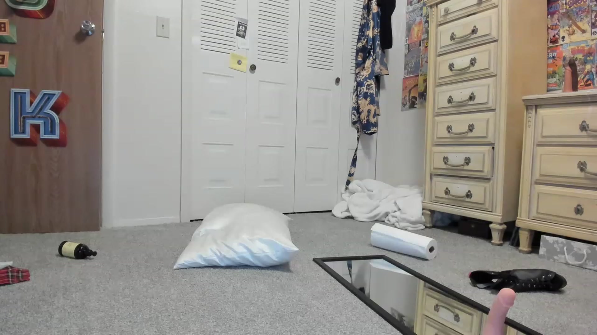 Gallery image thumbnail from Horizon_Blue's myfreecams stream on, 06/16/2023, 08:18 image 12 of 20