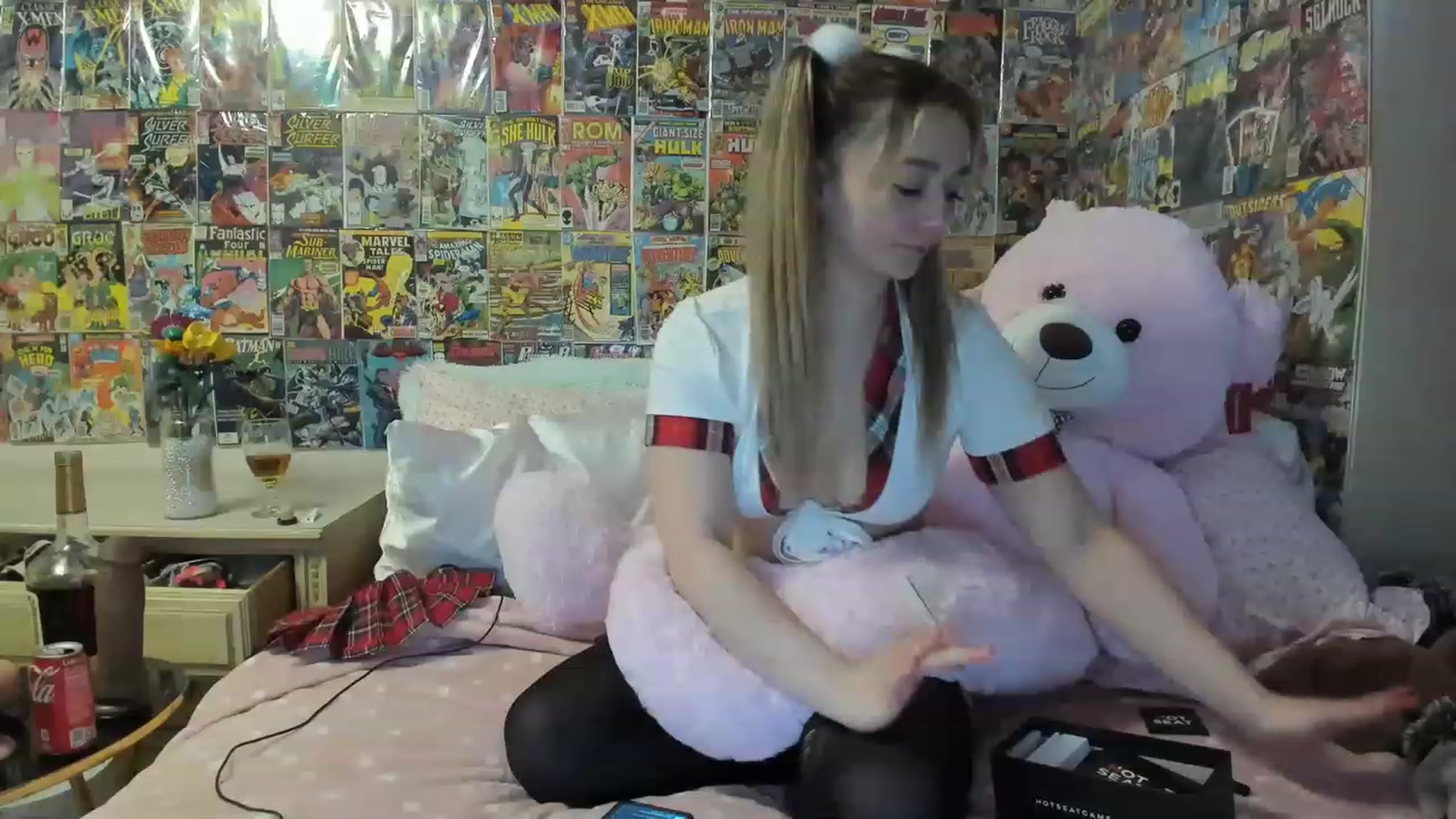 Gallery image thumbnail from Horizon_Blue's myfreecams stream on, 06/20/2023, 15:59 image 16 of 20