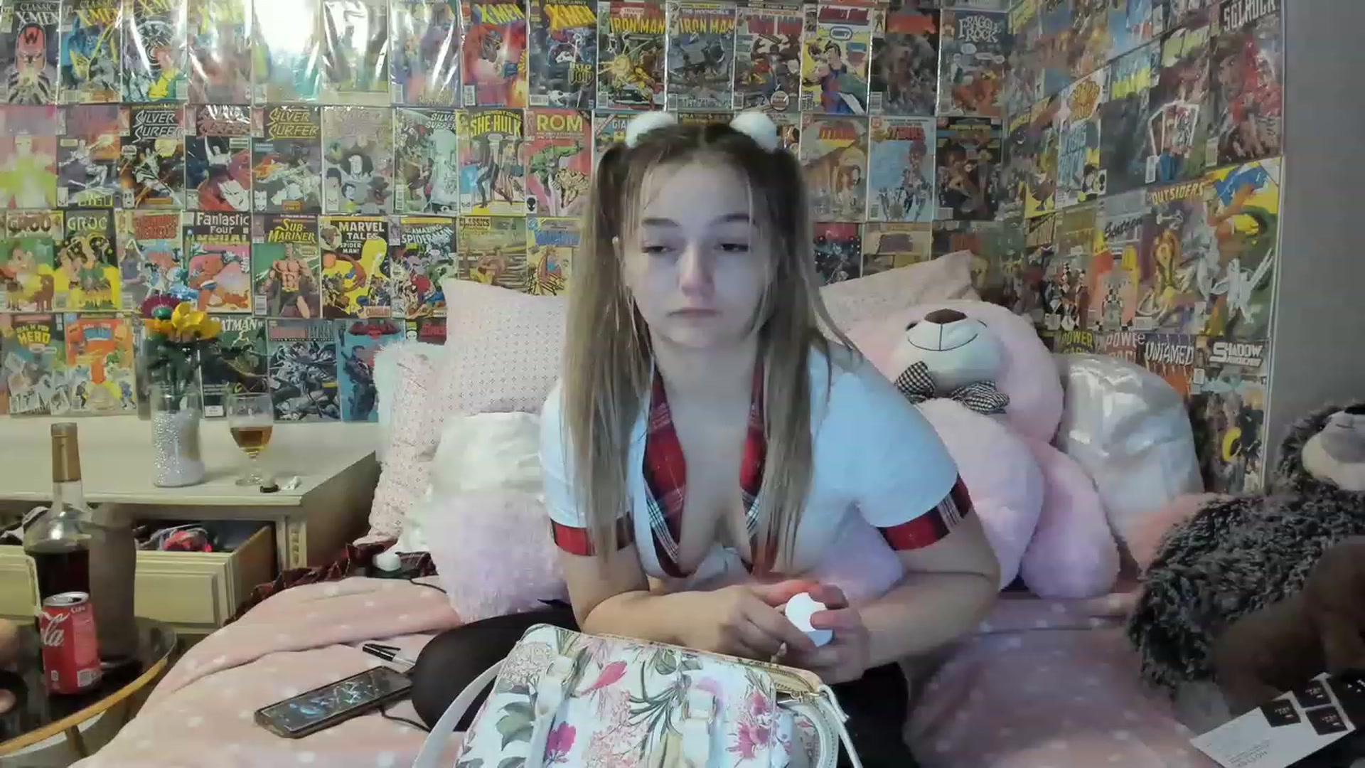 Gallery image thumbnail from Horizon_Blue's myfreecams stream on, 06/20/2023, 15:59 image 10 of 20