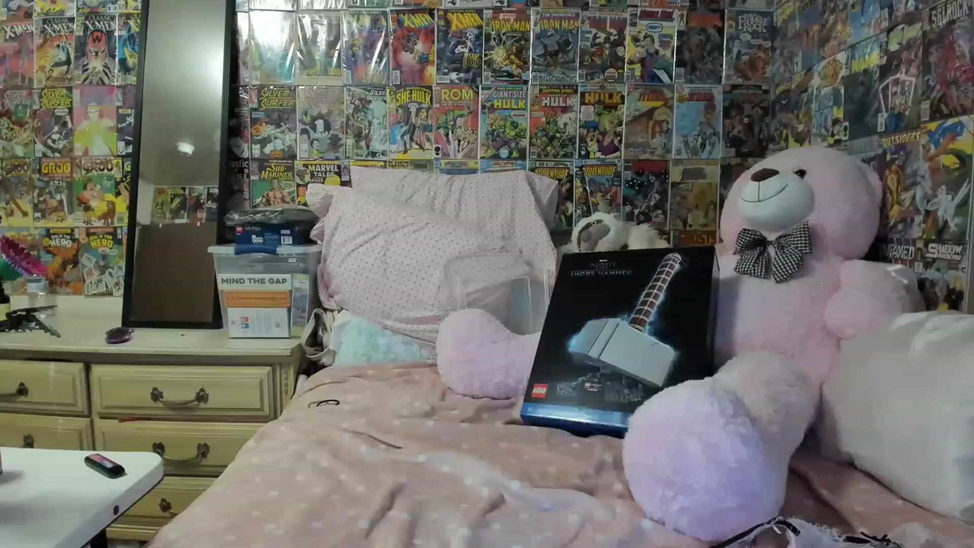 Gallery image thumbnail from Horizon_Blue's myfreecams stream on, 06/23/2023, 05:22 image 3 of 20