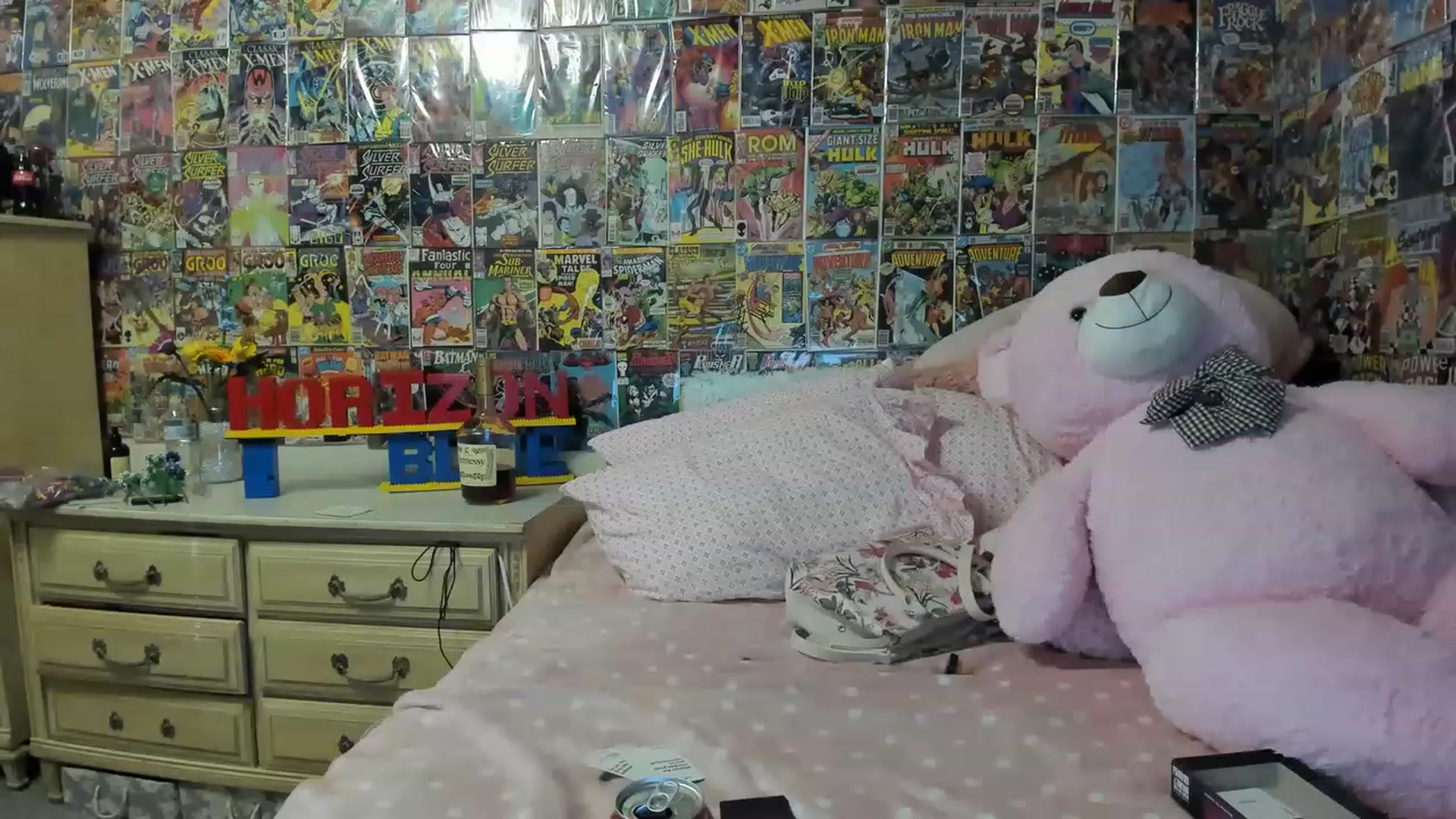 Gallery image thumbnail from Horizon_Blue's myfreecams stream on, 06/25/2023, 22:55 image 1 of 20