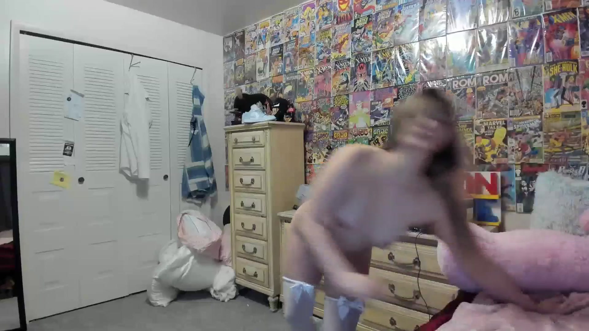 Gallery image thumbnail from Horizon_Blue's myfreecams stream on, 07/08/2023, 02:36 image 8 of 20