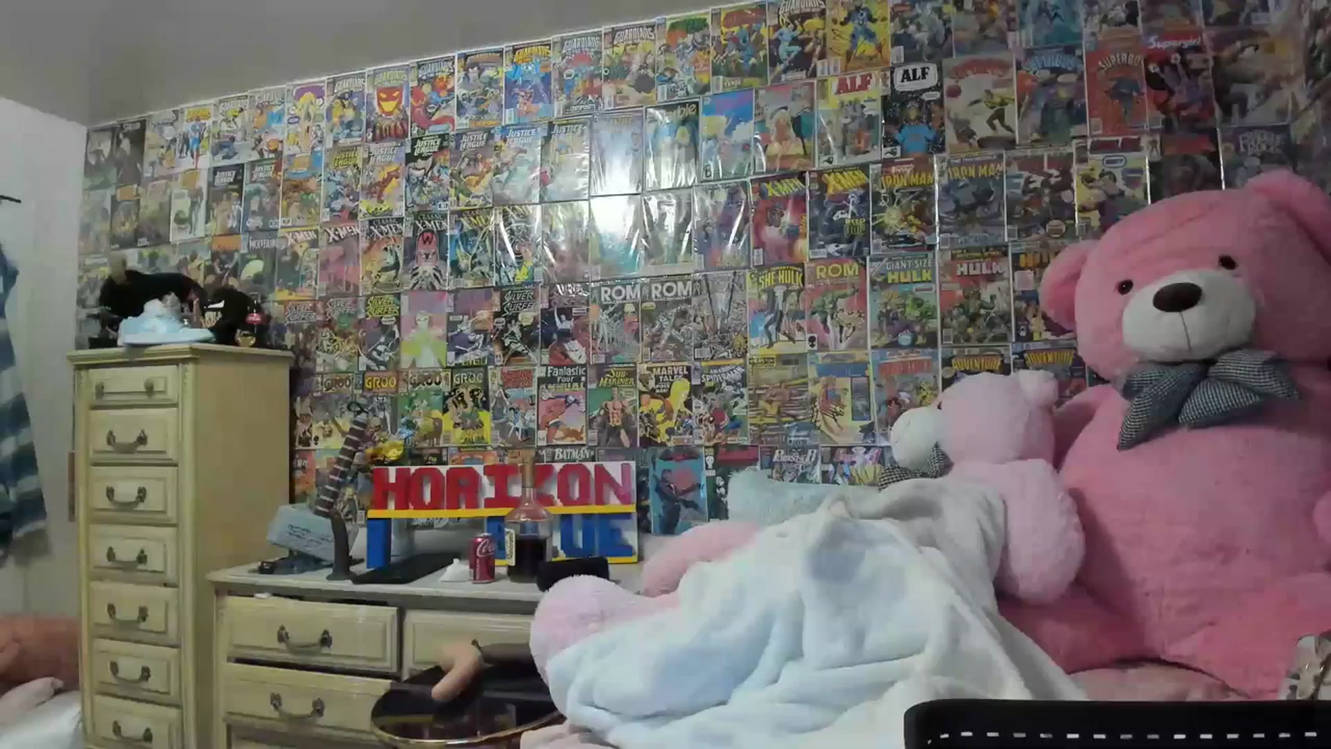 Gallery image thumbnail from Horizon_Blue's myfreecams stream on, 07/08/2023, 12:57 image 20 of 20