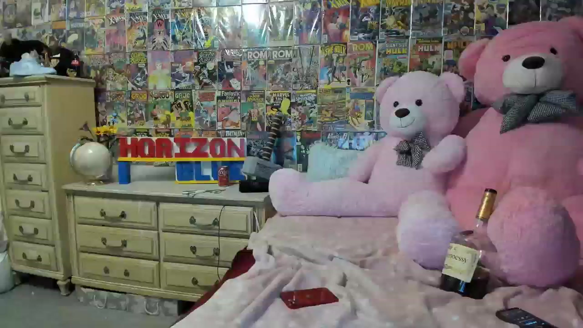 Gallery image thumbnail from Horizon_Blue's myfreecams stream on, 07/09/2023, 07:20 image 11 of 20