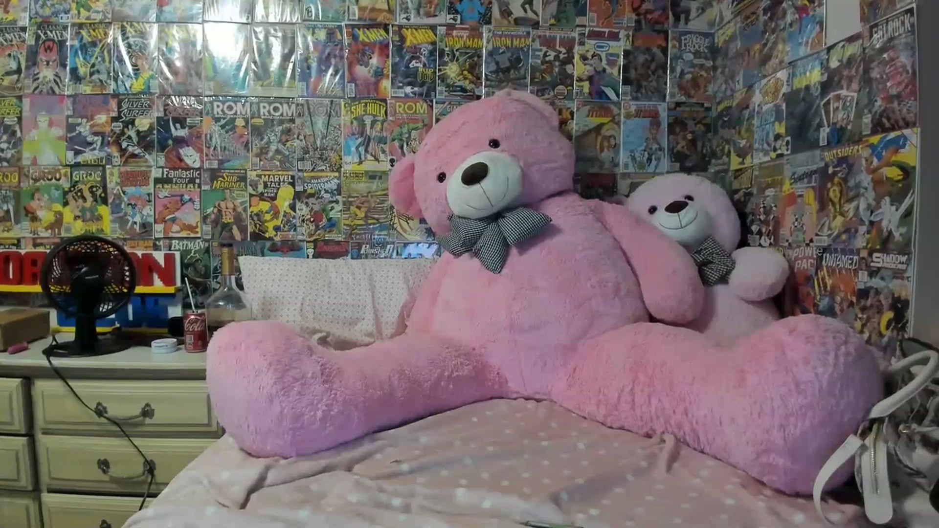 Gallery image thumbnail from Horizon_Blue's myfreecams stream on, 07/14/2023, 01:52 image 17 of 20