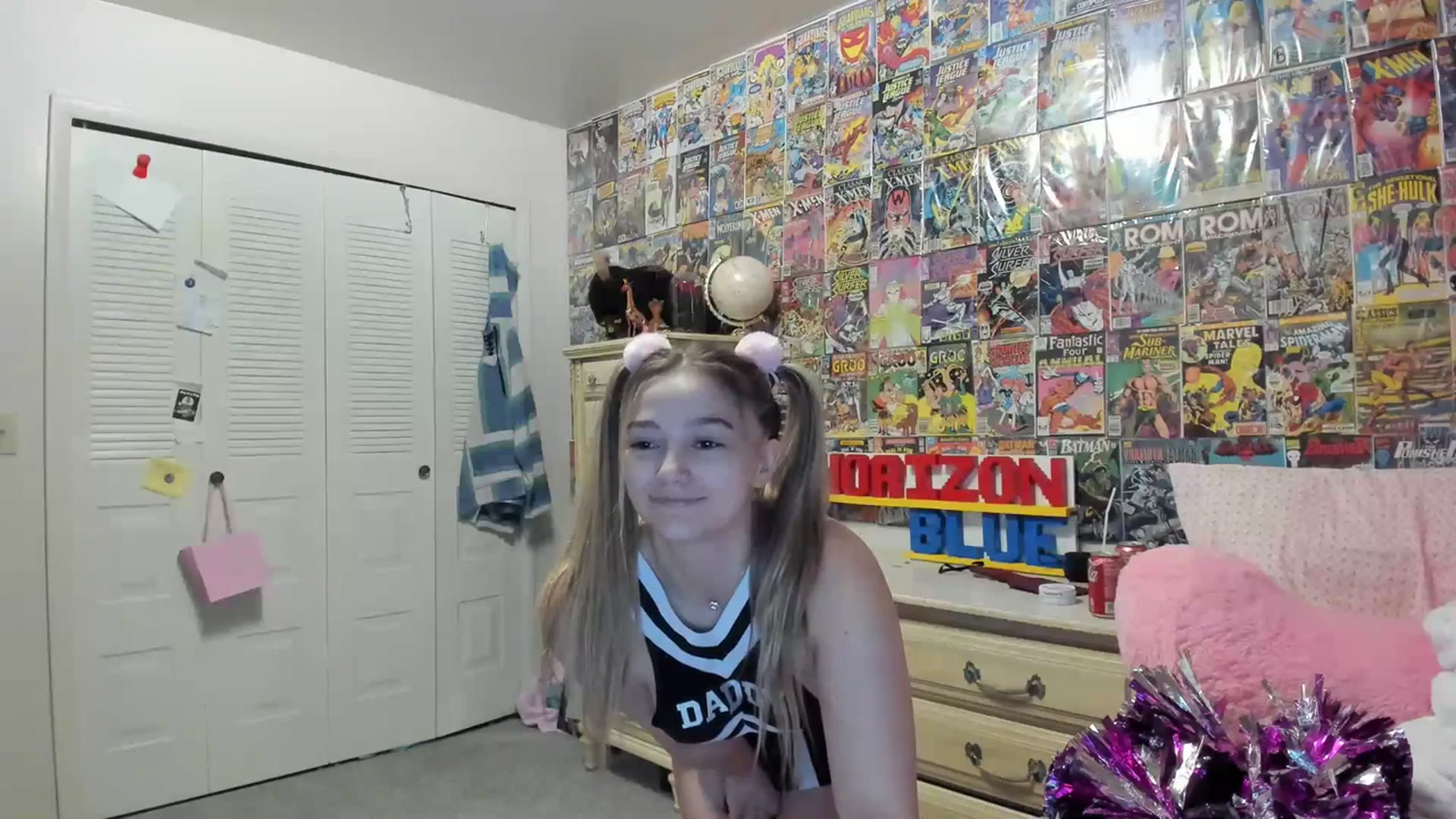 Gallery image thumbnail from Horizon_Blue's myfreecams stream on, 07/14/2023, 01:52 image 3 of 20