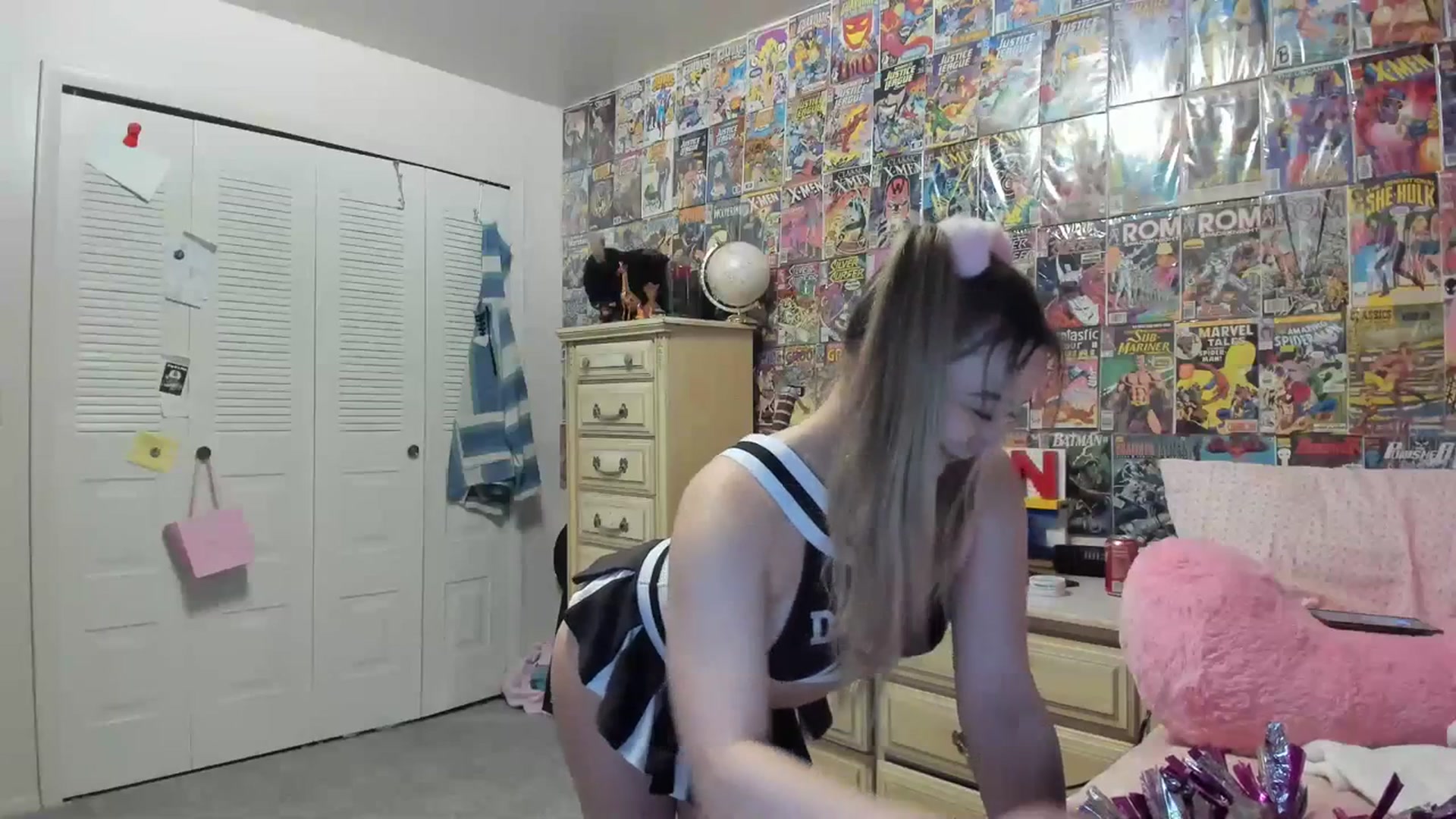 Gallery image thumbnail from Horizon_Blue's myfreecams stream on, 07/14/2023, 01:52 image 8 of 20