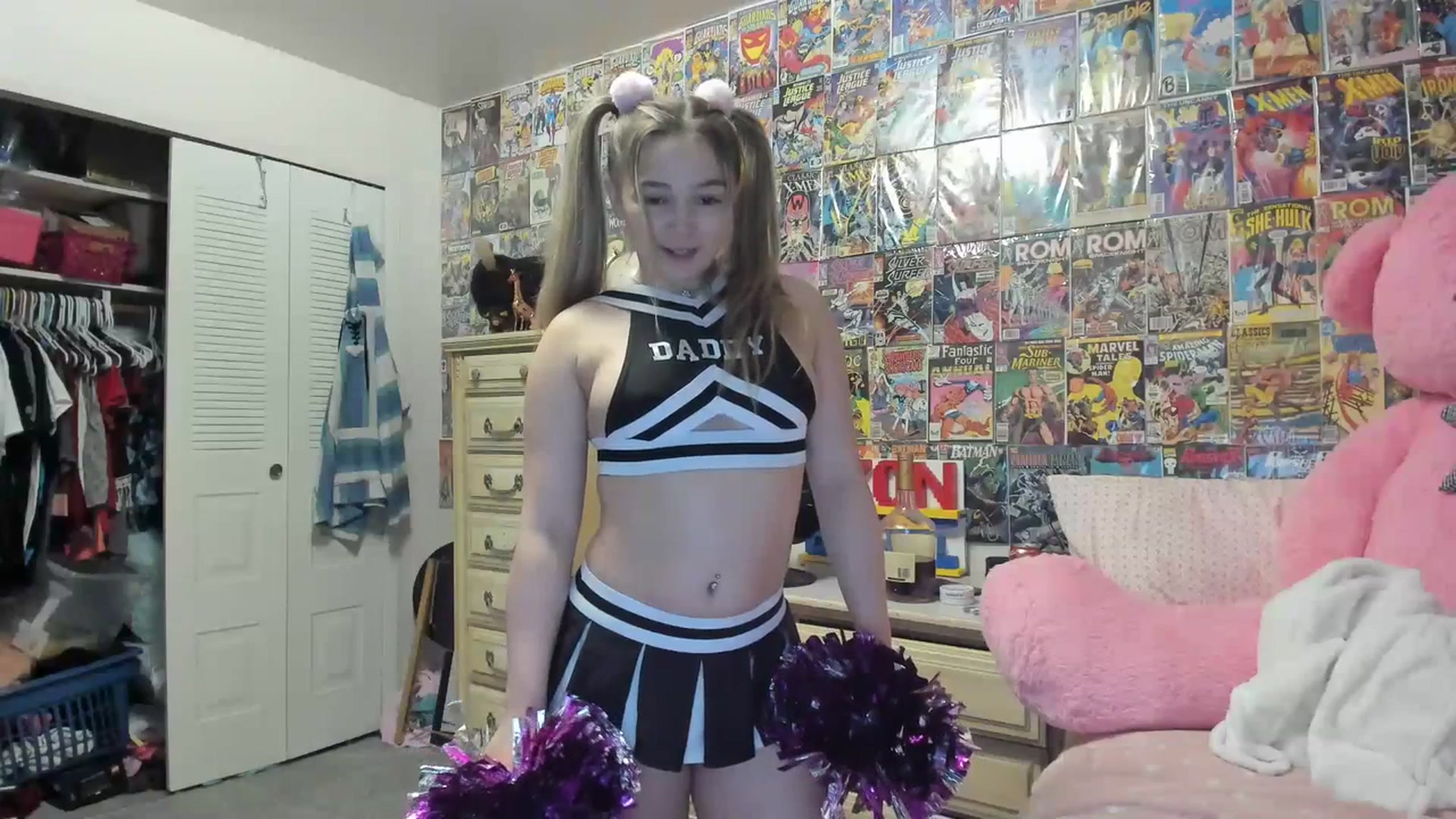Gallery image thumbnail from Horizon_Blue's myfreecams stream on, 07/14/2023, 23:16 image 3 of 20