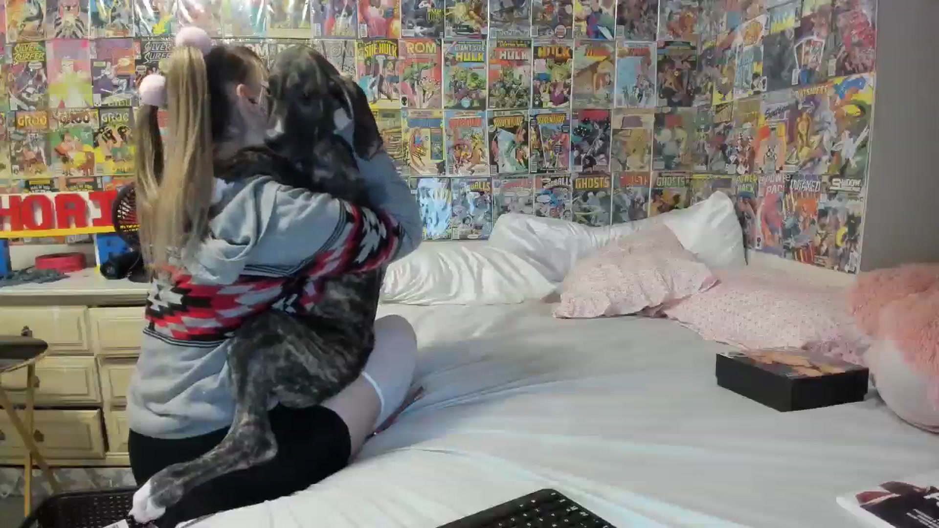 Gallery image thumbnail from Horizon_Blue's myfreecams stream on, 07/25/2023, 05:44 image 16 of 20