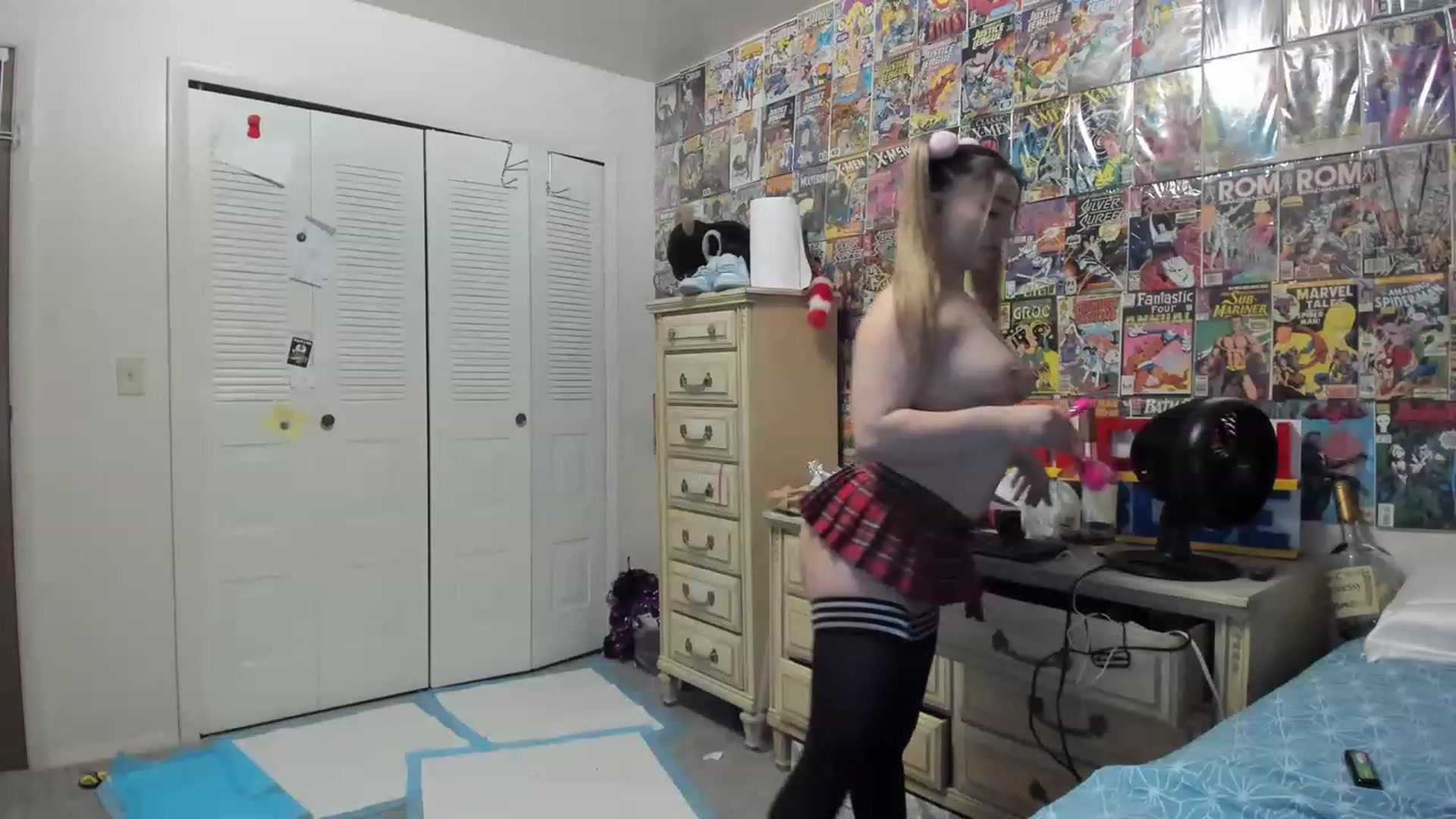 Gallery image thumbnail from Horizon_Blue's myfreecams stream on, 07/26/2023, 06:21 image 11 of 20