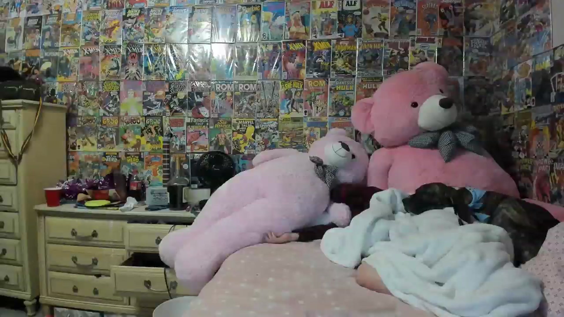 Gallery image thumbnail from Horizon_Blue's myfreecams stream on, 08/04/2023, 10:39 image 2 of 20