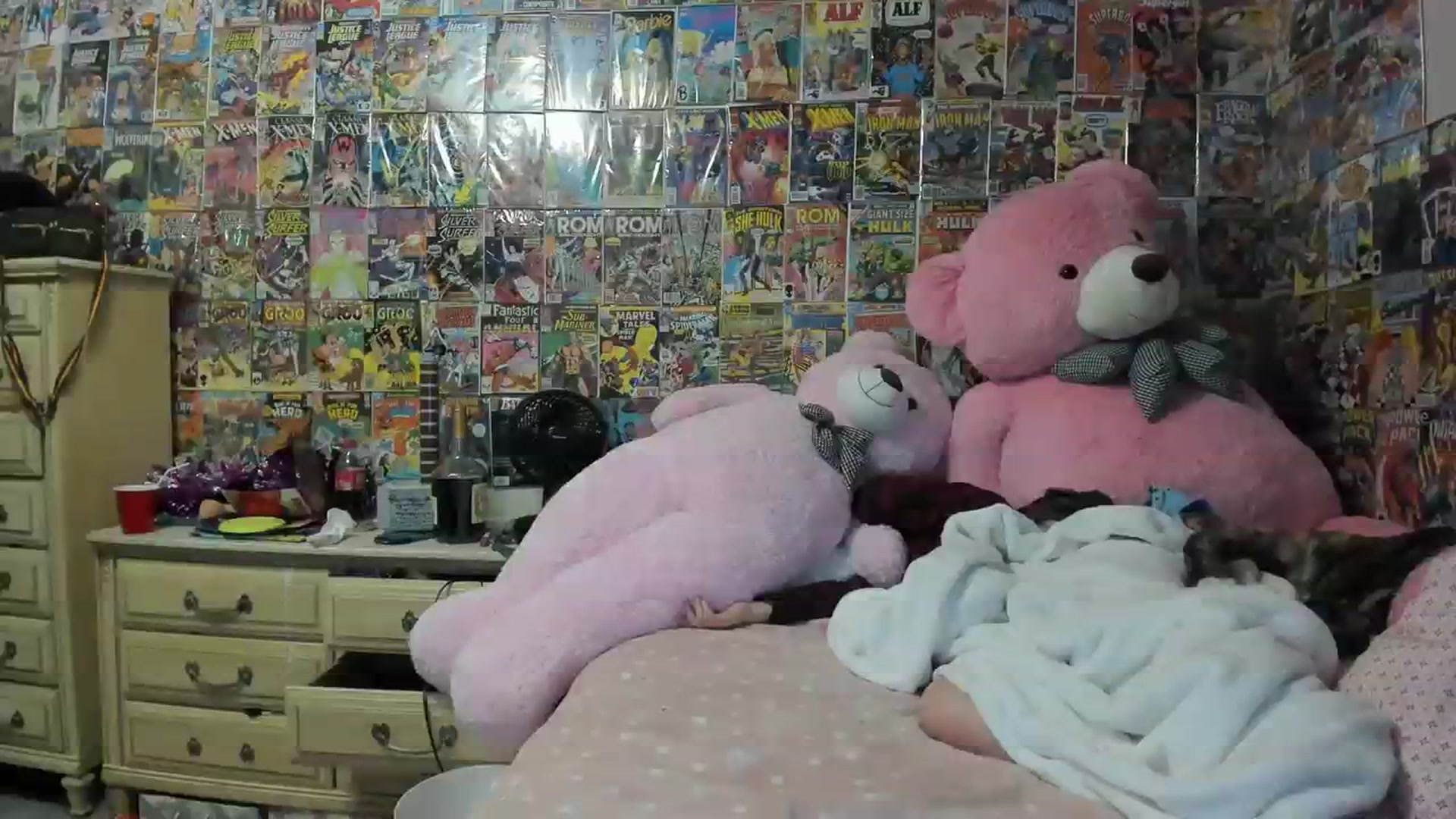 Gallery image thumbnail from Horizon_Blue's myfreecams stream on, 08/04/2023, 10:39 image 8 of 20